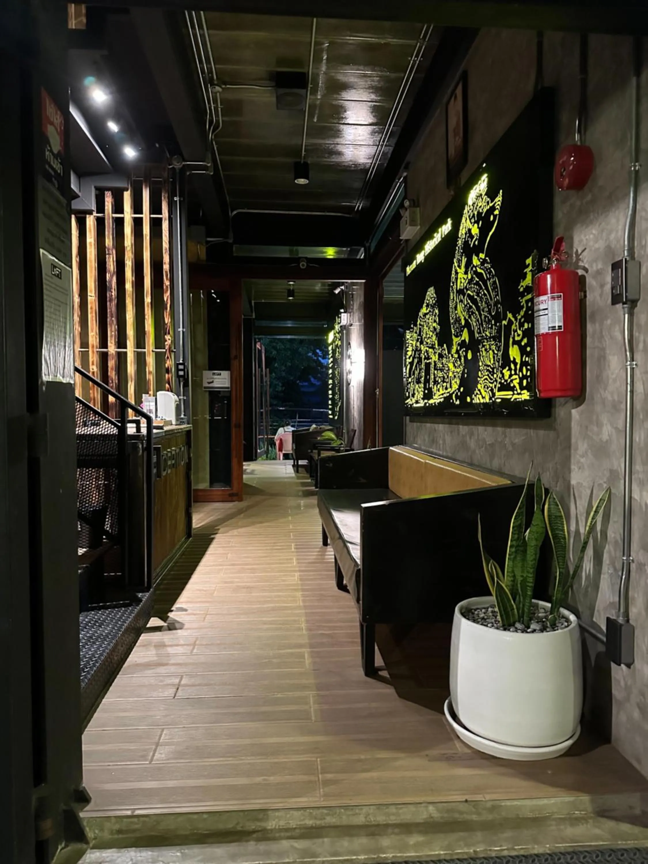 The Loft Bar365