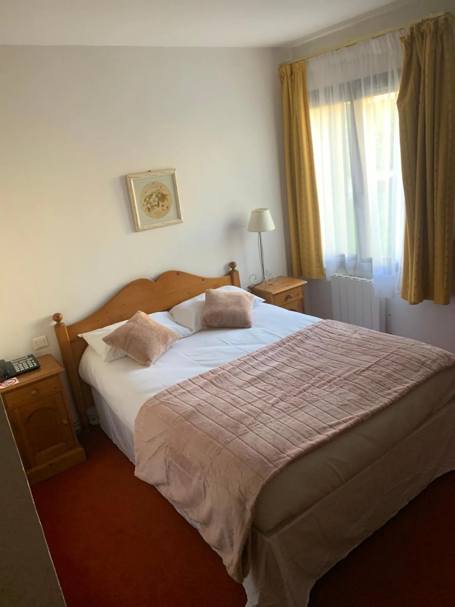 TV and multimedia in AUBERGE DU JEU D'ARC