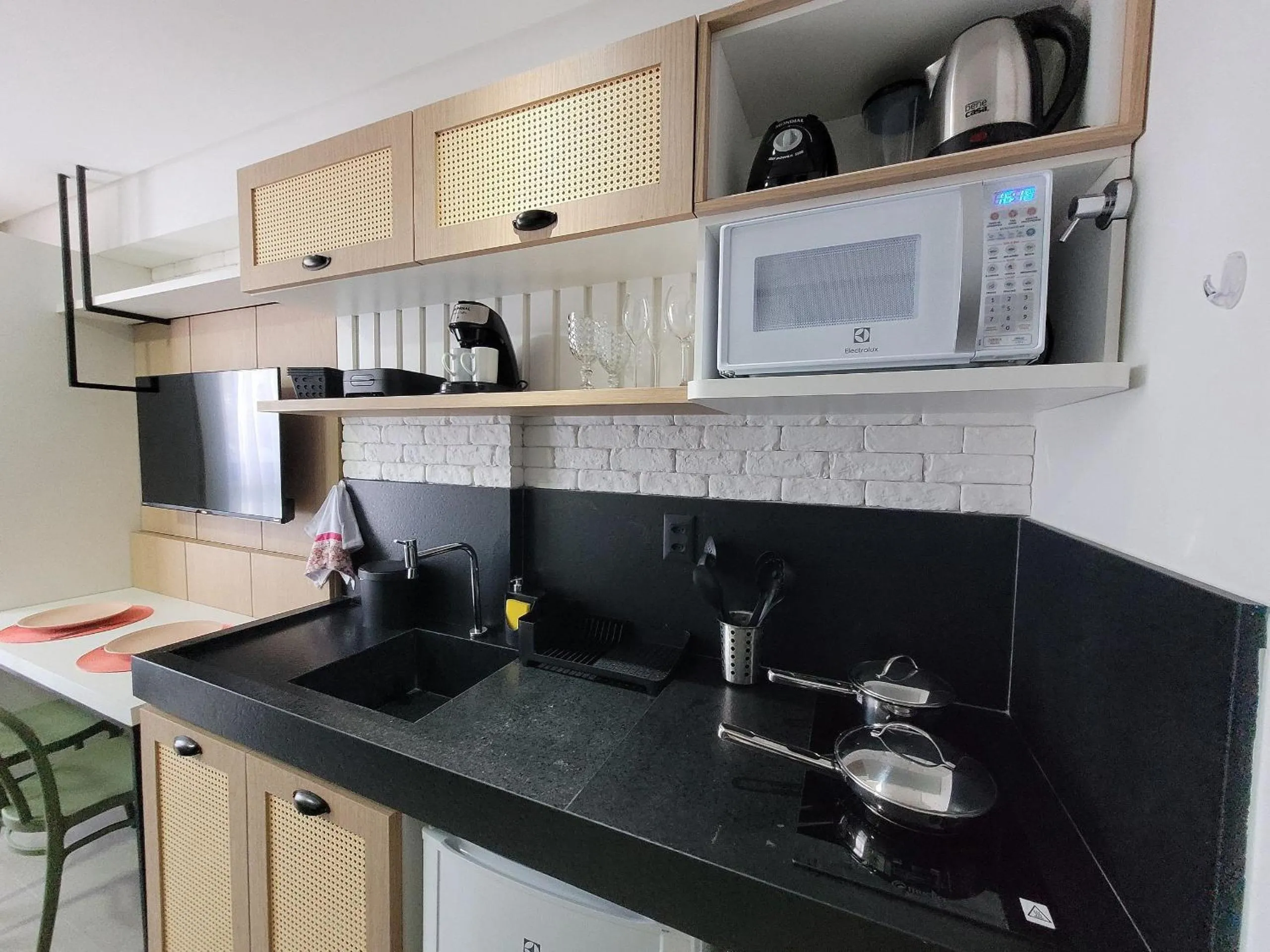 Kitchen or kitchenette in Maravilhoso Studio no Bessa