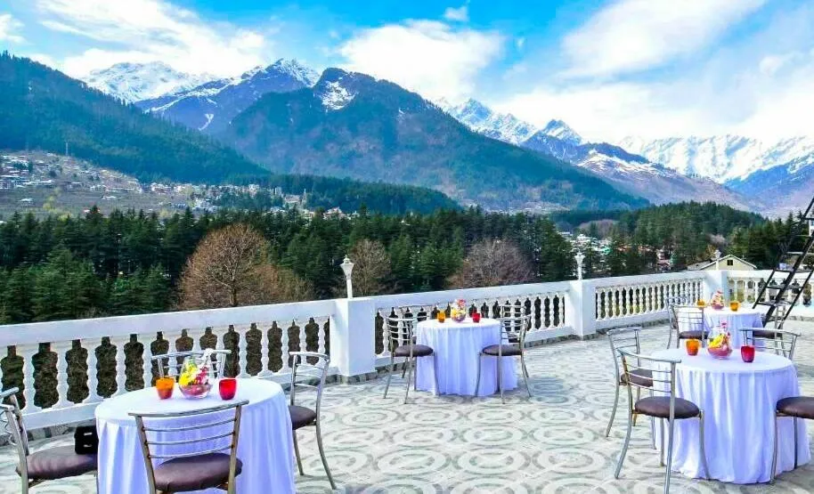 Mountain View in Hotel Vintage