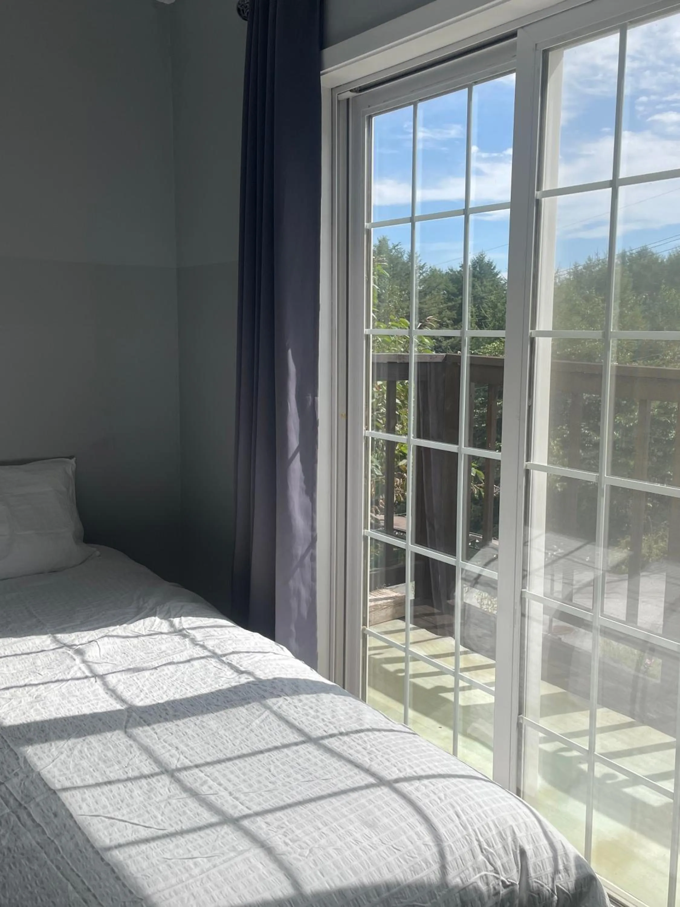 Bedroom, Bed in Honey Bear Pension