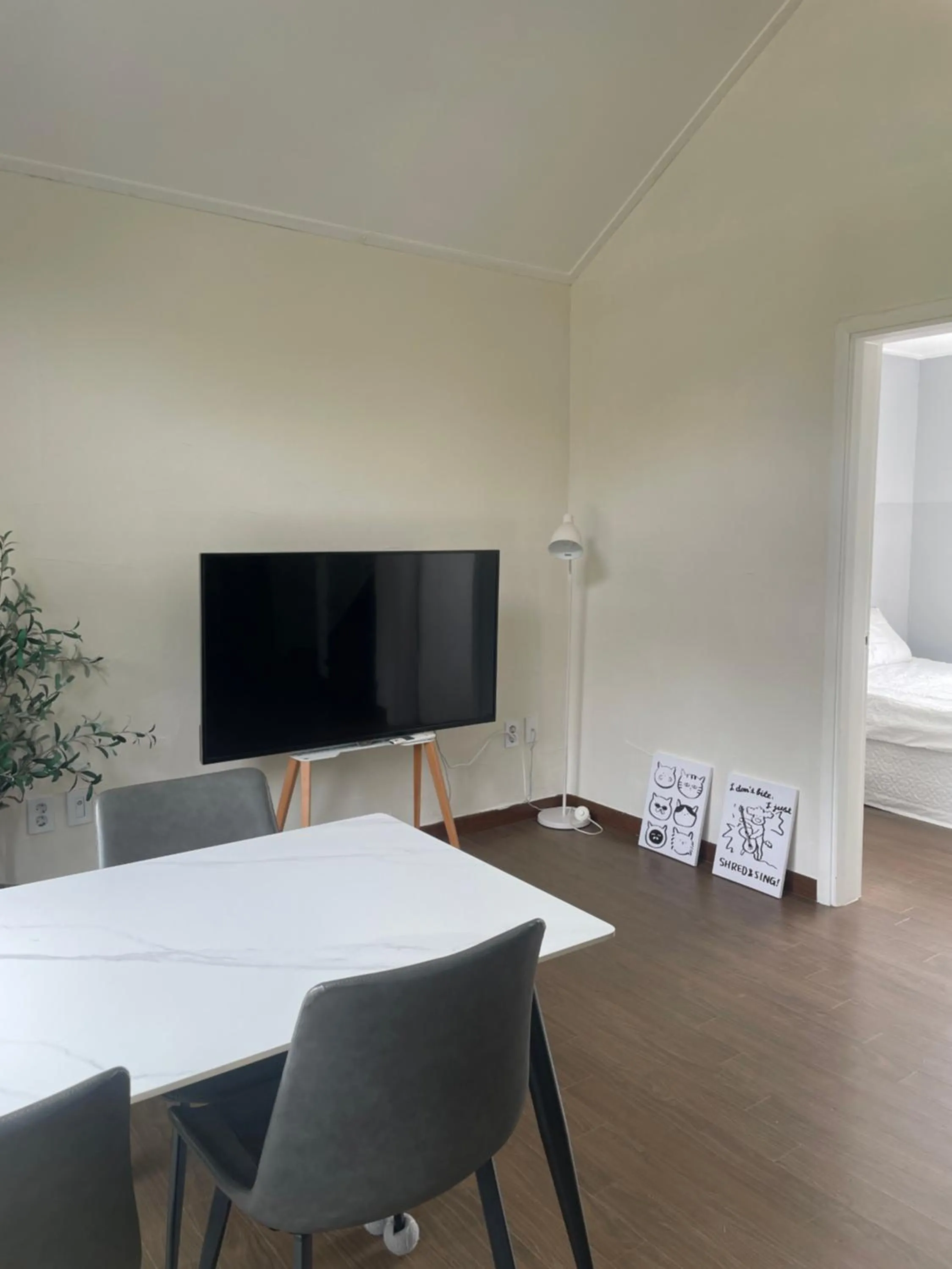 Living room in Honey Bear Pension