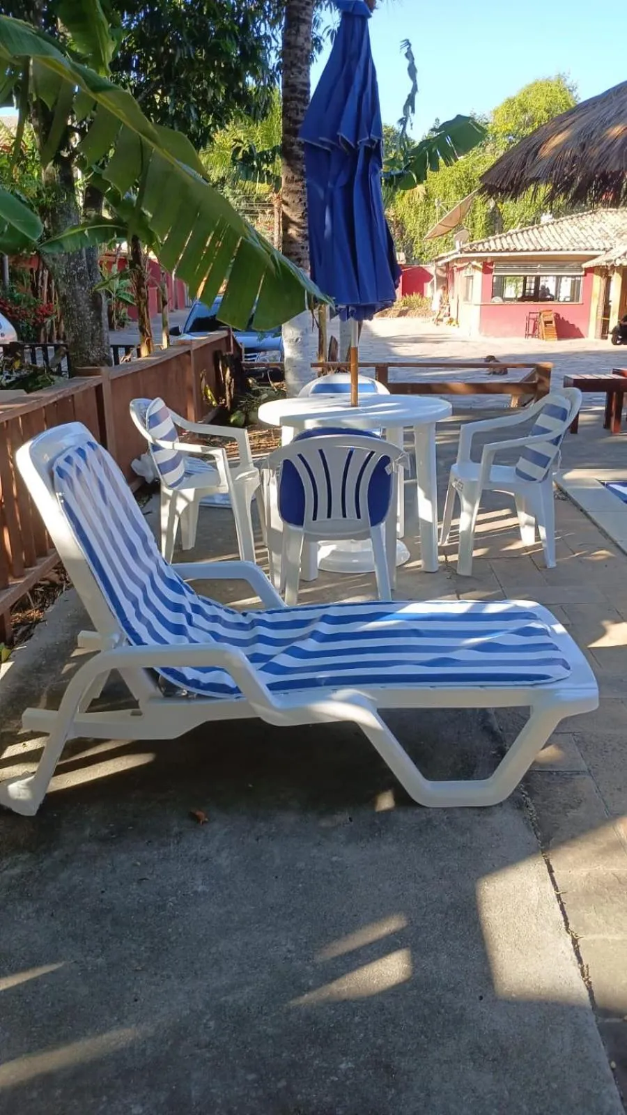 sunbed in Super Flats Geribá