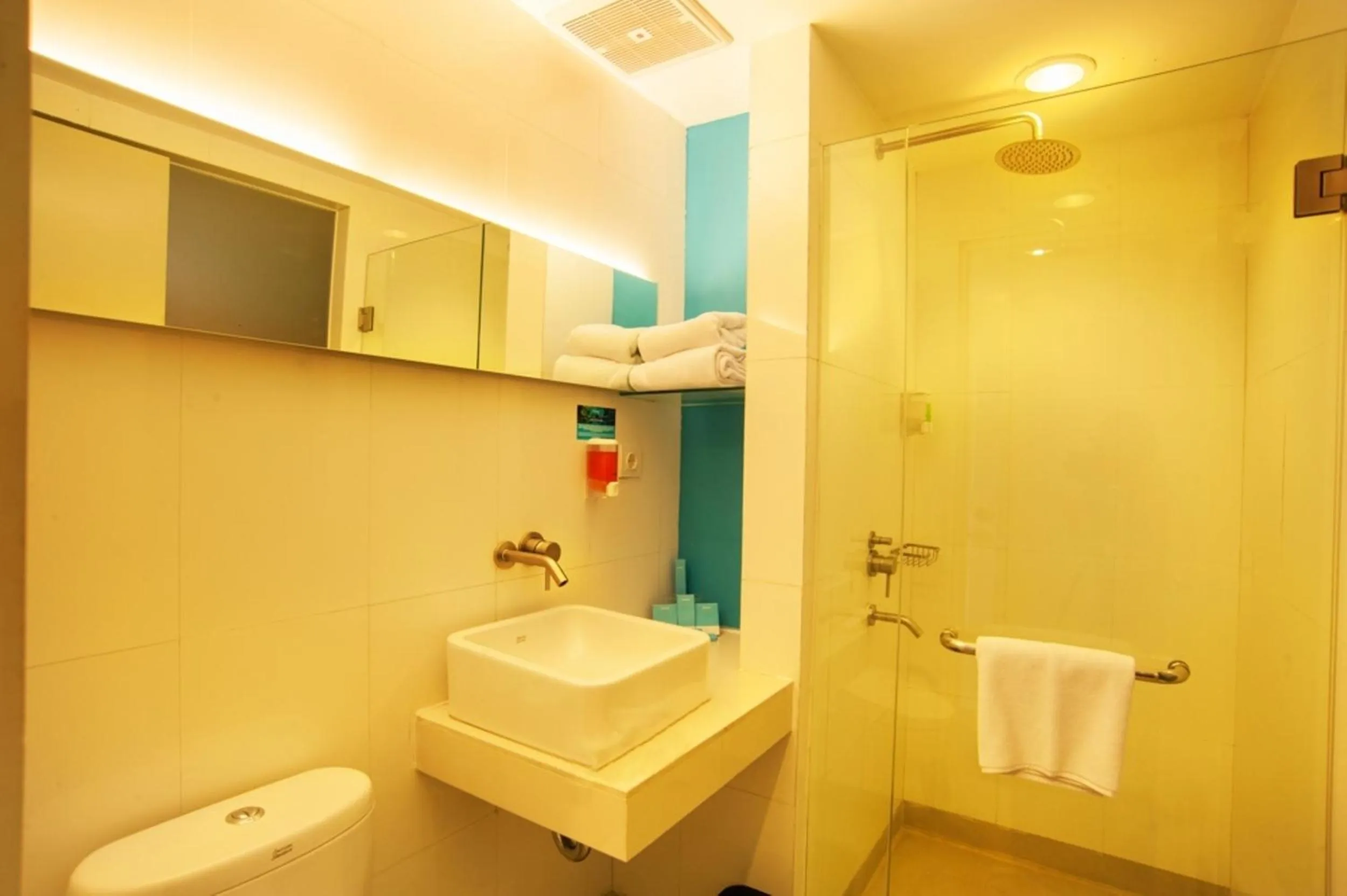 Bathroom in Idoop Hotel by Prasanthi