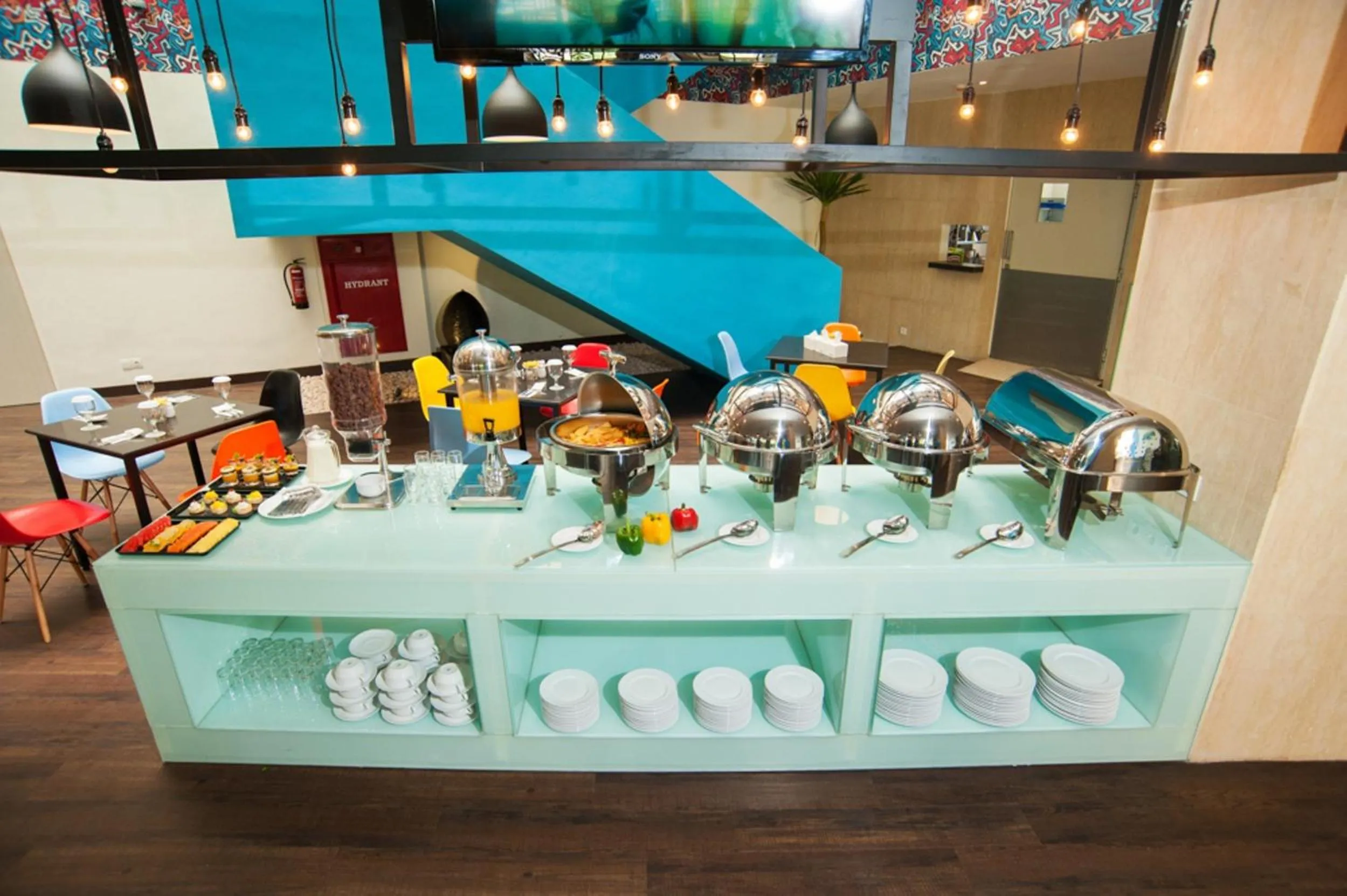 Restaurant/places to eat in Idoop Hotel by Prasanthi