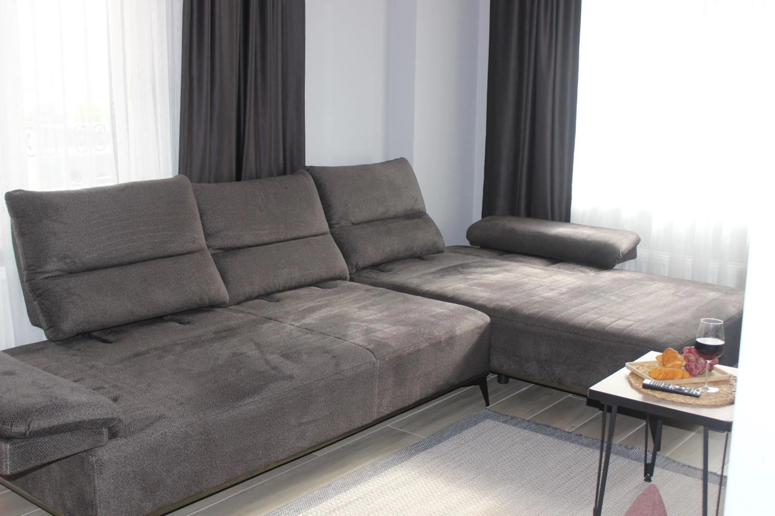 Seating area in Cosy Suite