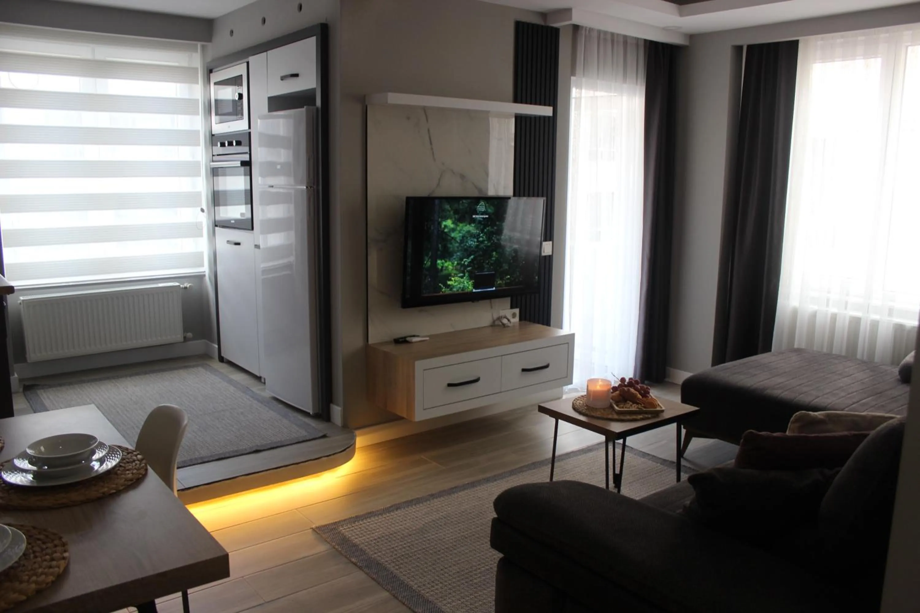 Seating area in Cosy Suite