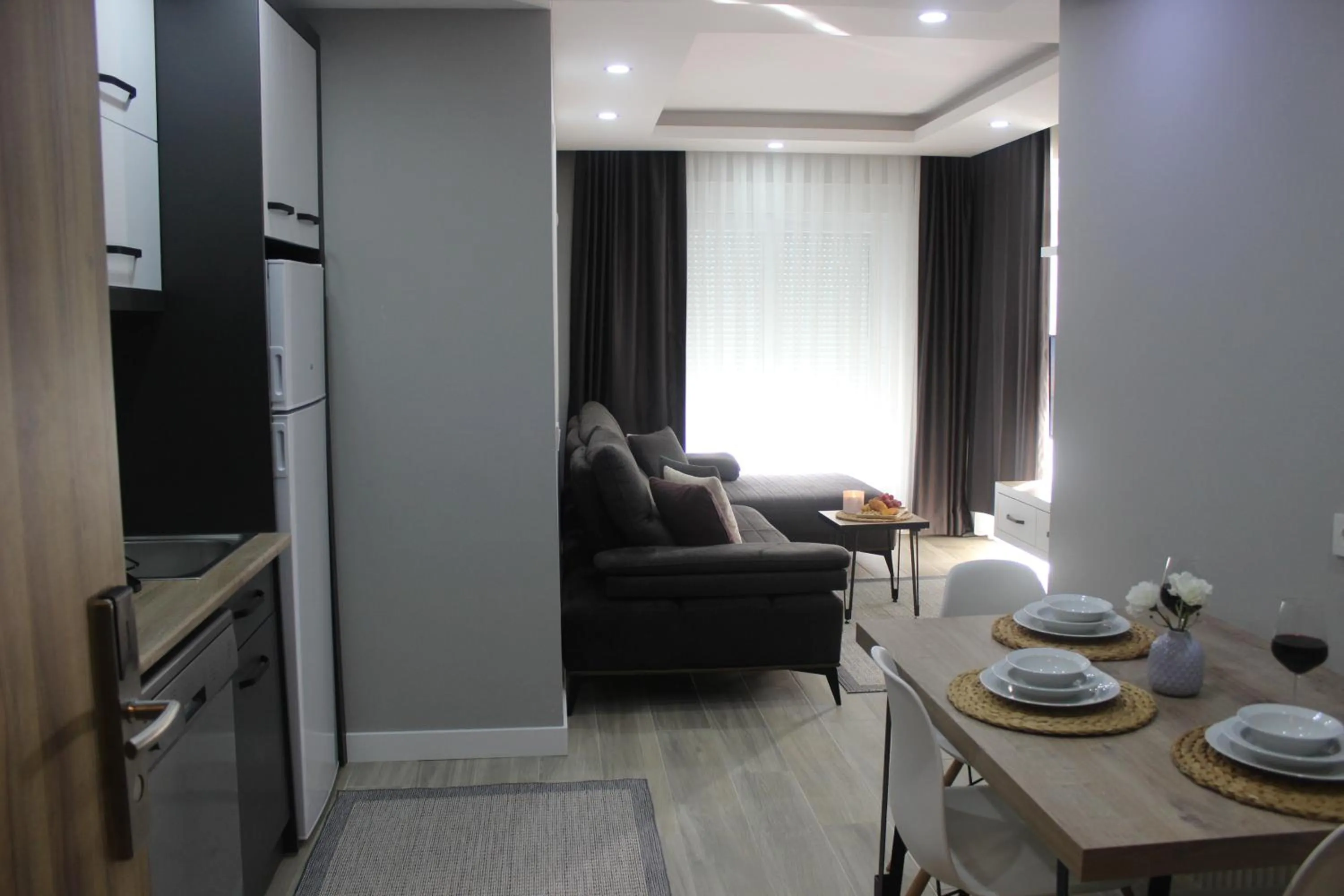 Seating area in Cosy Suite