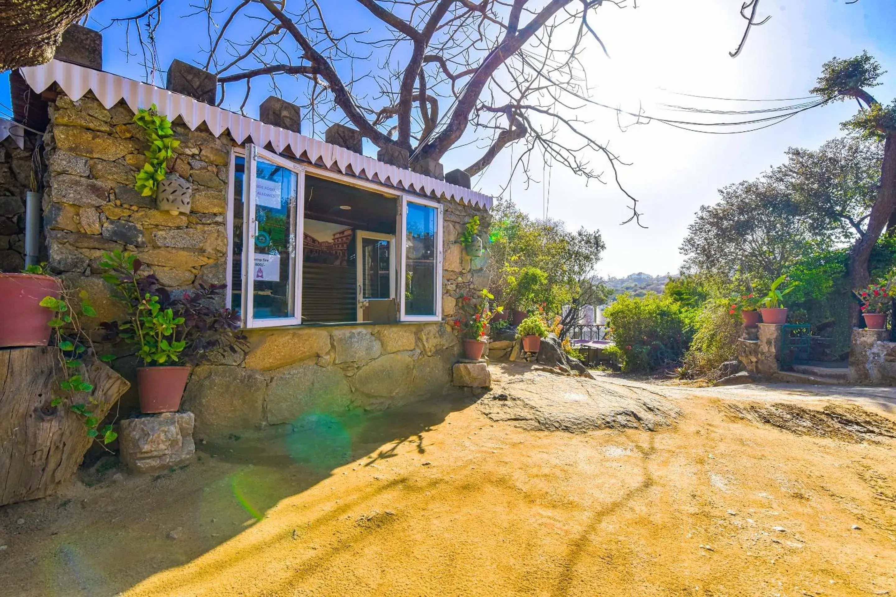 Property building in Castlle Rock, Mount Abu Property building in Castlle Rock, Mount Abu