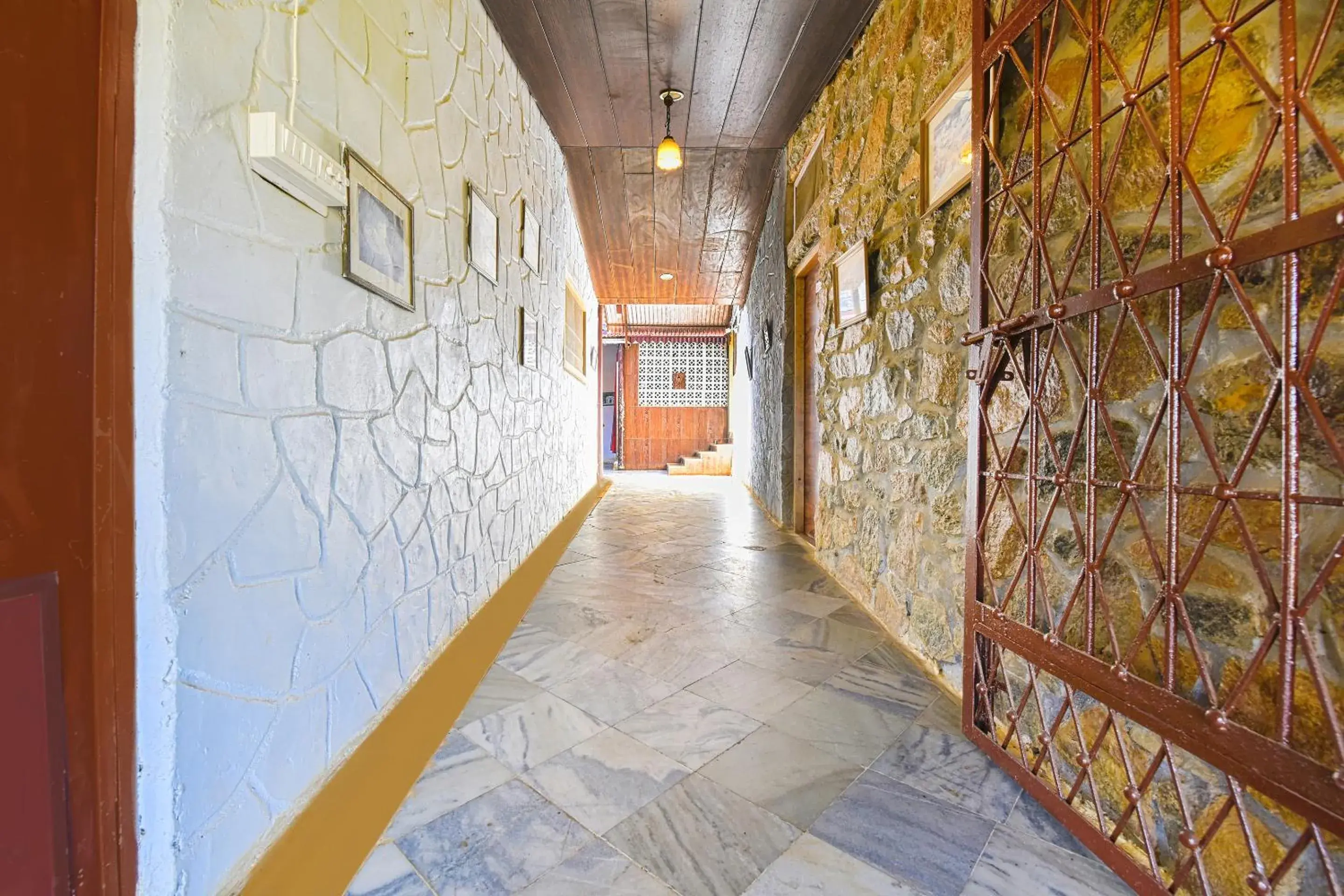 Lobby or reception in Castlle Rock, Mount Abu Lobby or reception in Castlle Rock, Mount Abu