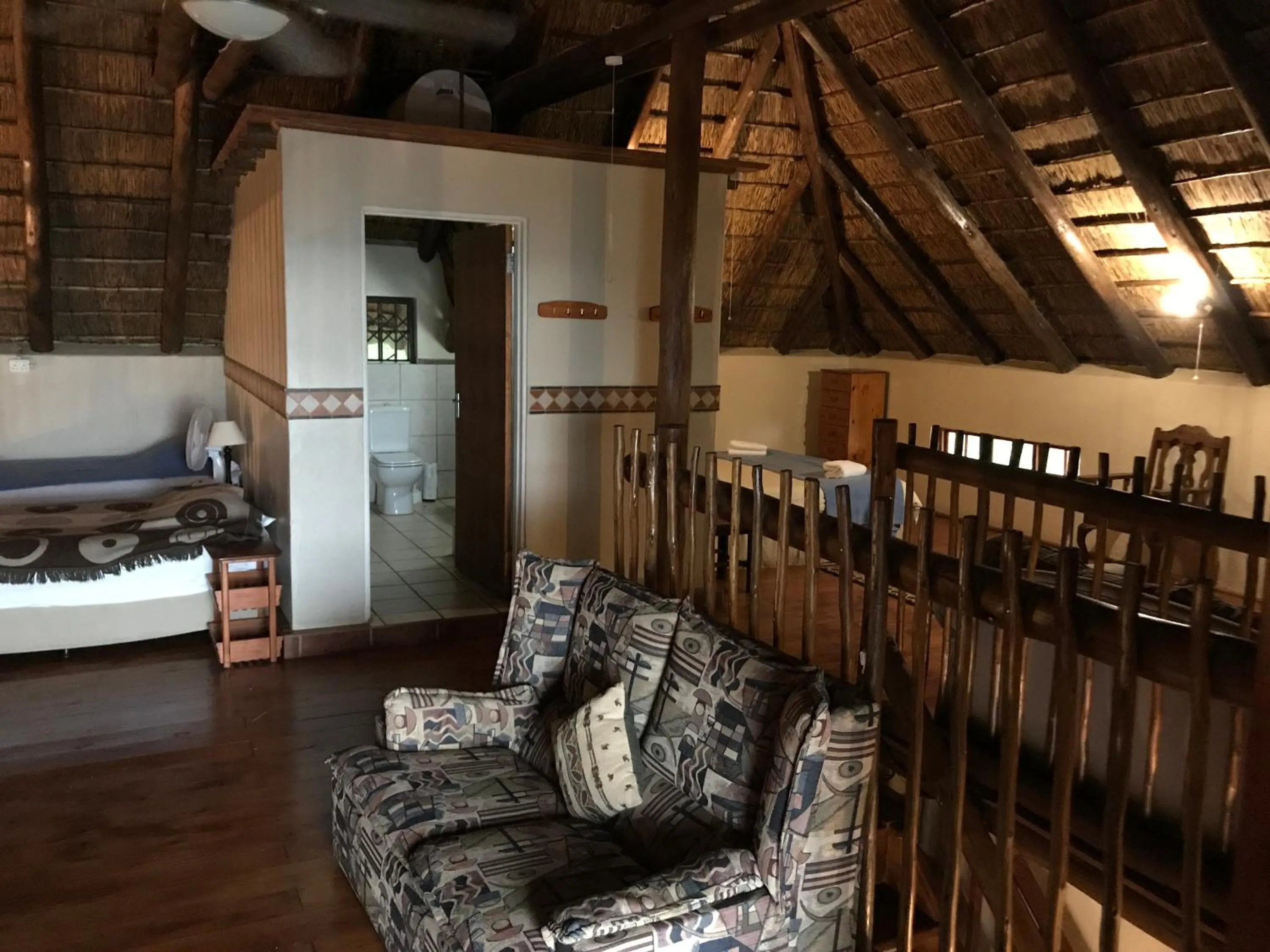 Living room, Bed in Amafu Forest Lodge