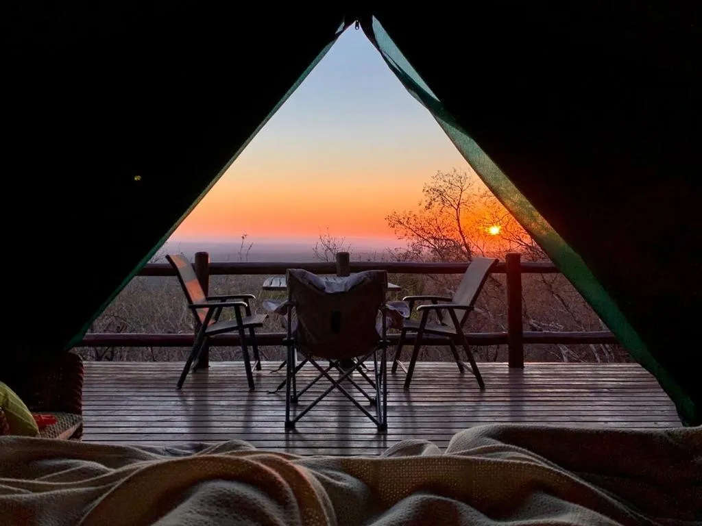 Balcony/Terrace, Bed in Amafu Forest Lodge
