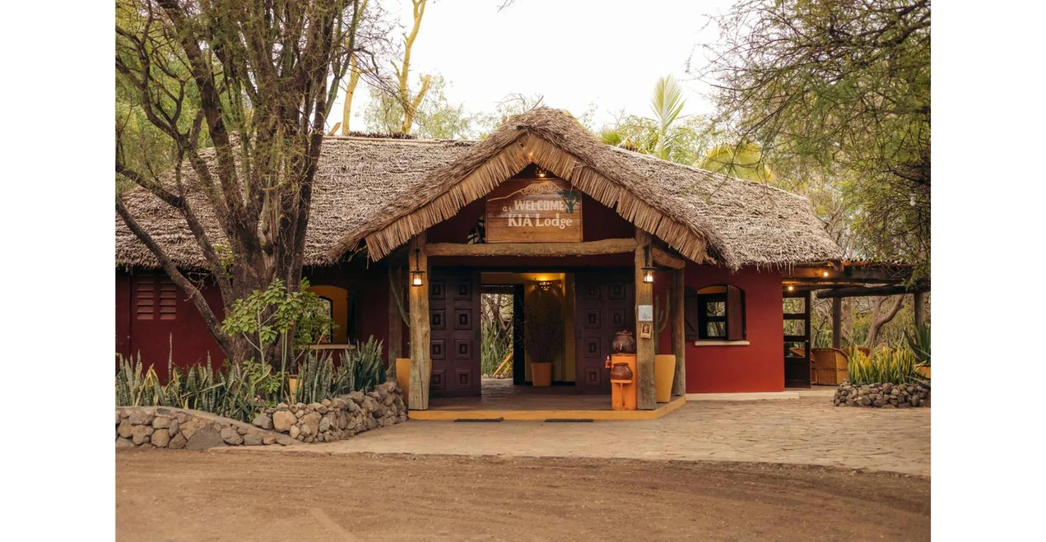 Property building in Kia Airport Lodge