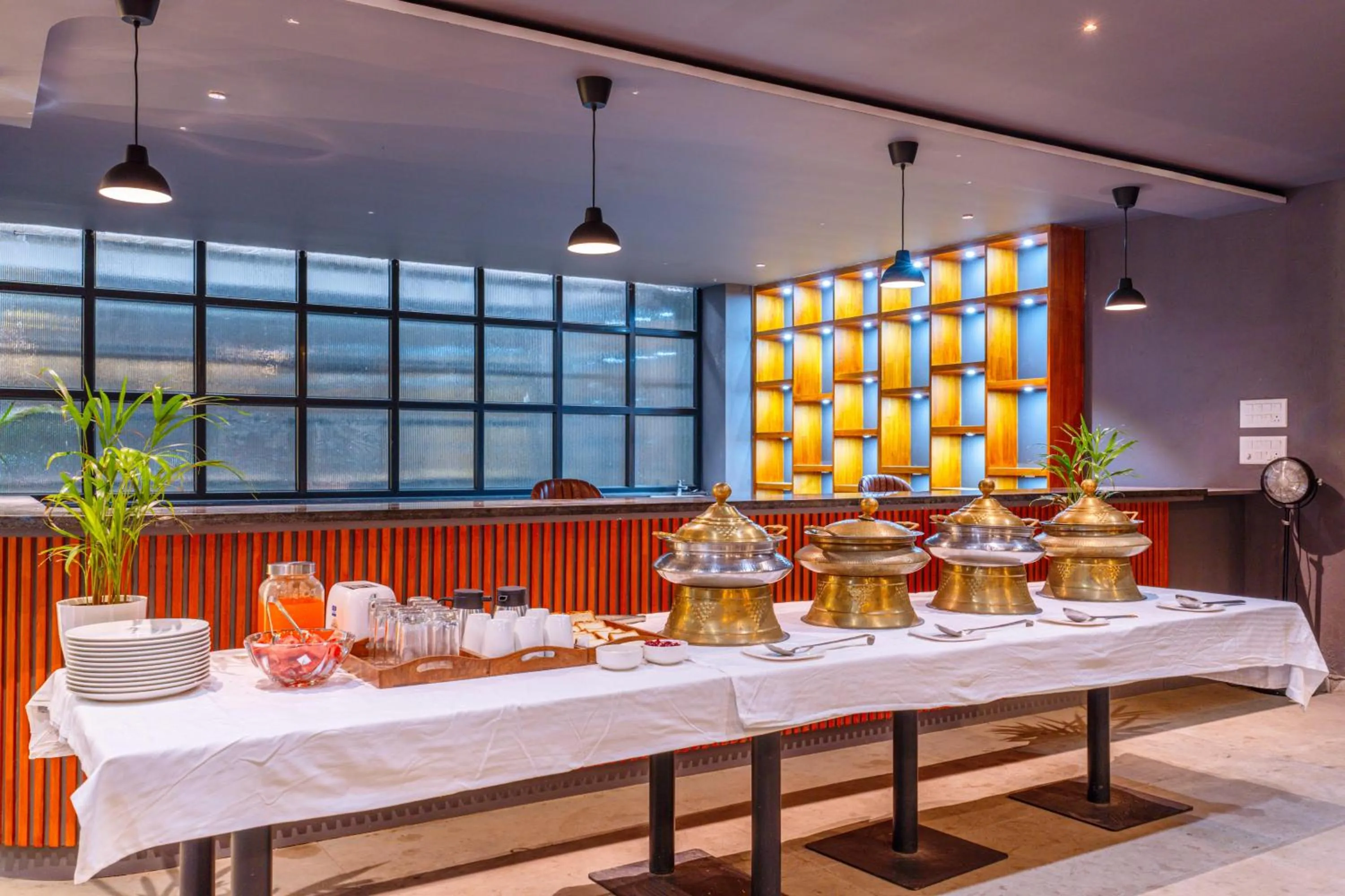 Breakfast in Treebo RC Comforts