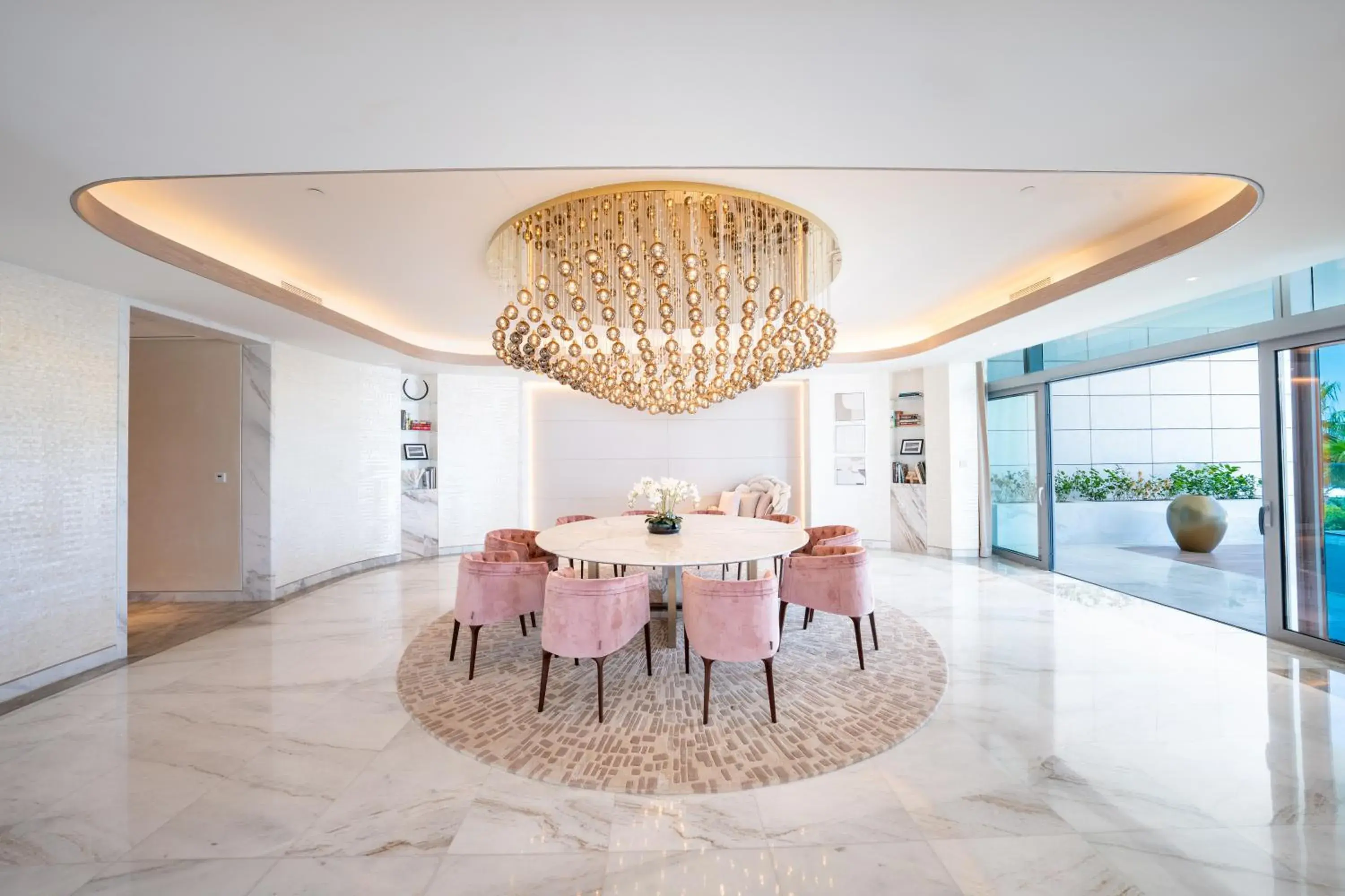 Living room in FIVE Luxe Living room in FIVE Luxe