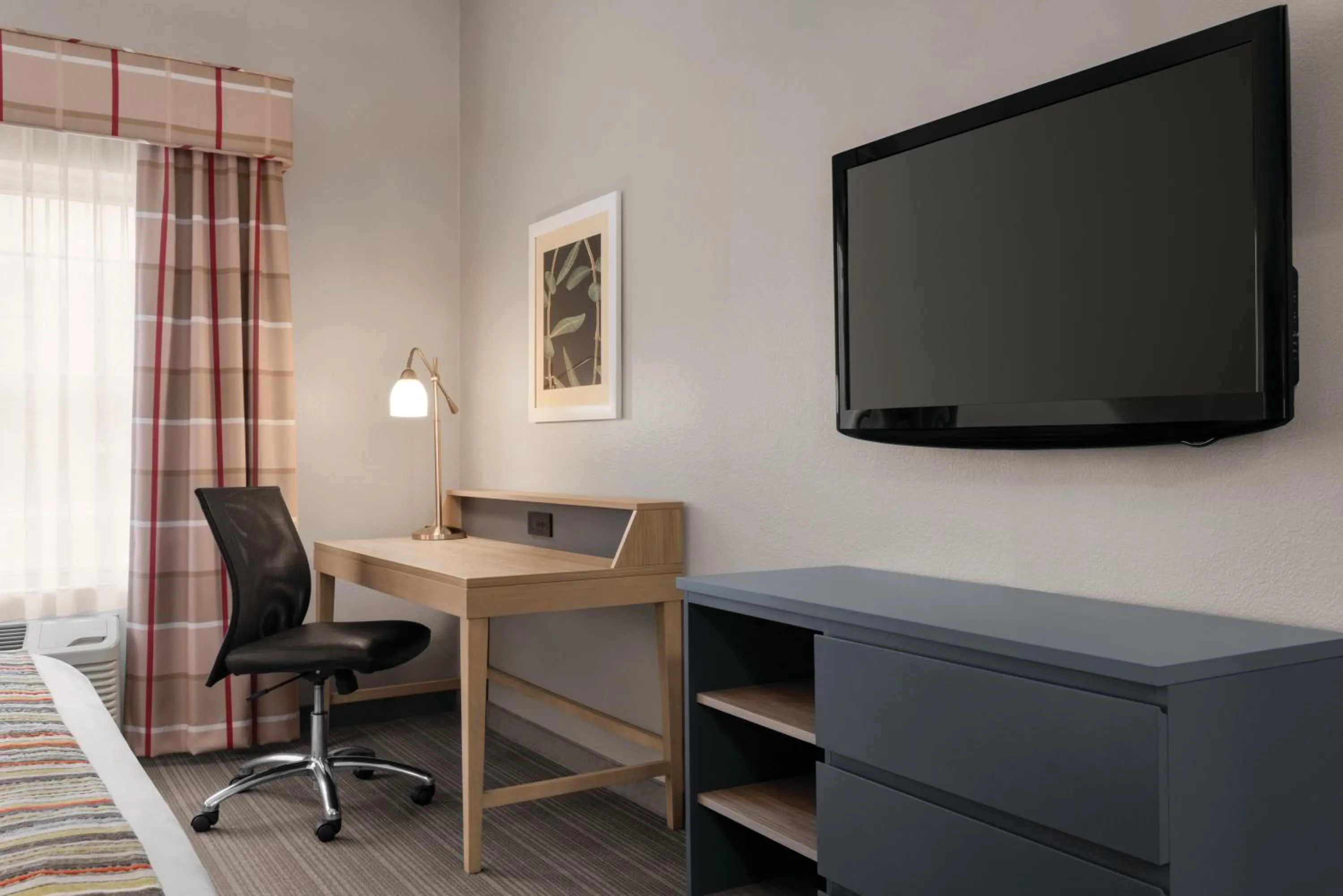 Business facilities in Country Inn & Suites by Radisson, Schaumburg, IL