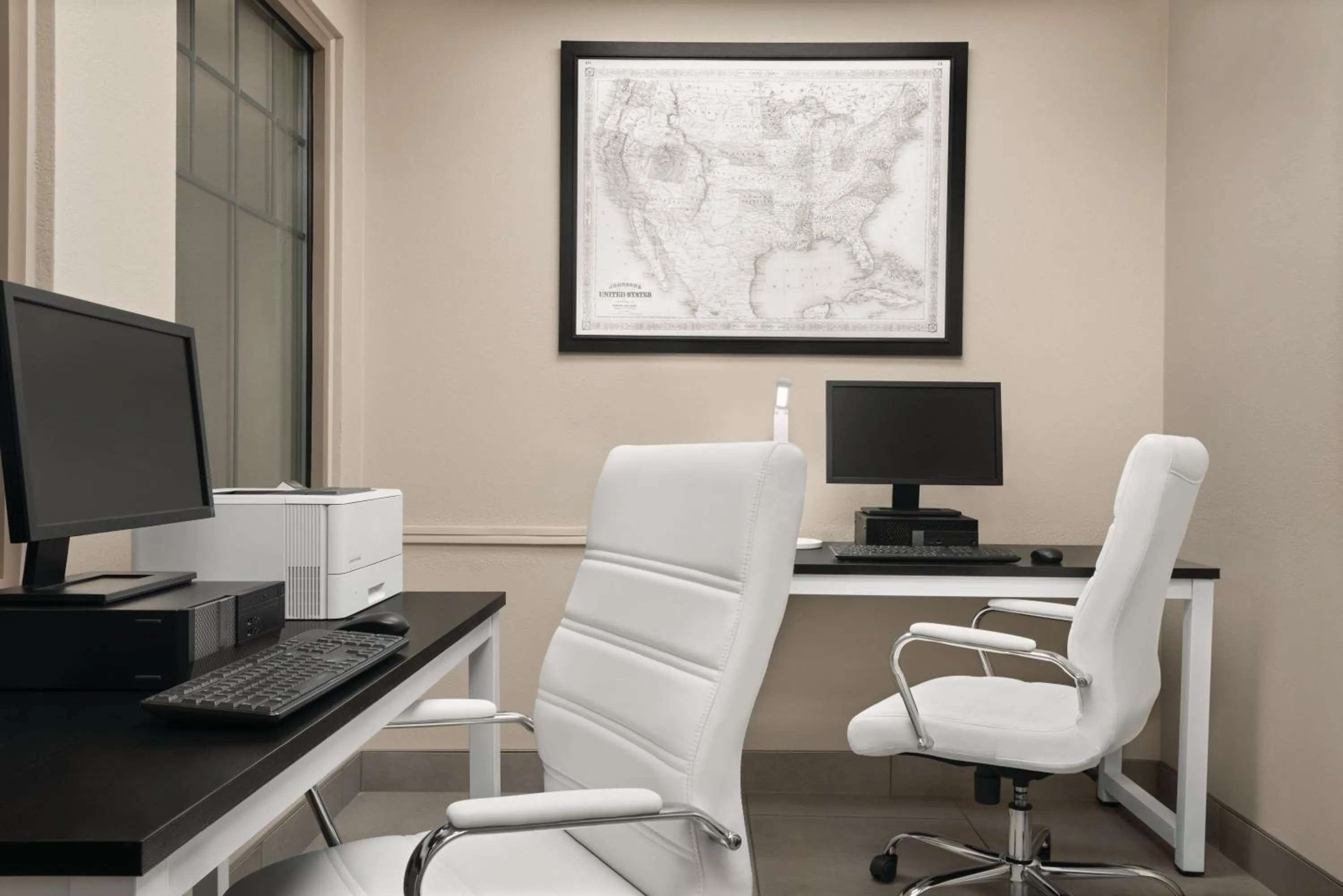 Business facilities in Country Inn & Suites by Radisson, Schaumburg, IL