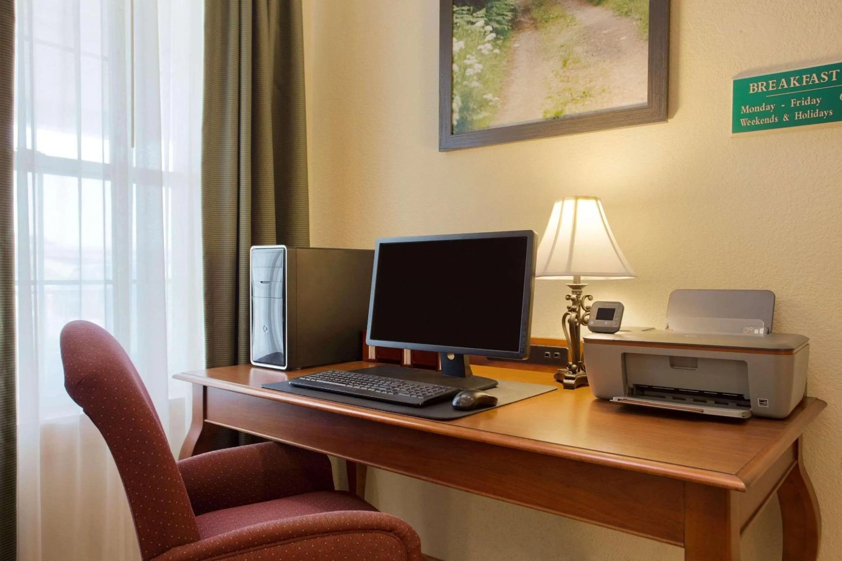 Business facilities in Country Inn & Suites by Radisson, Nevada, MO