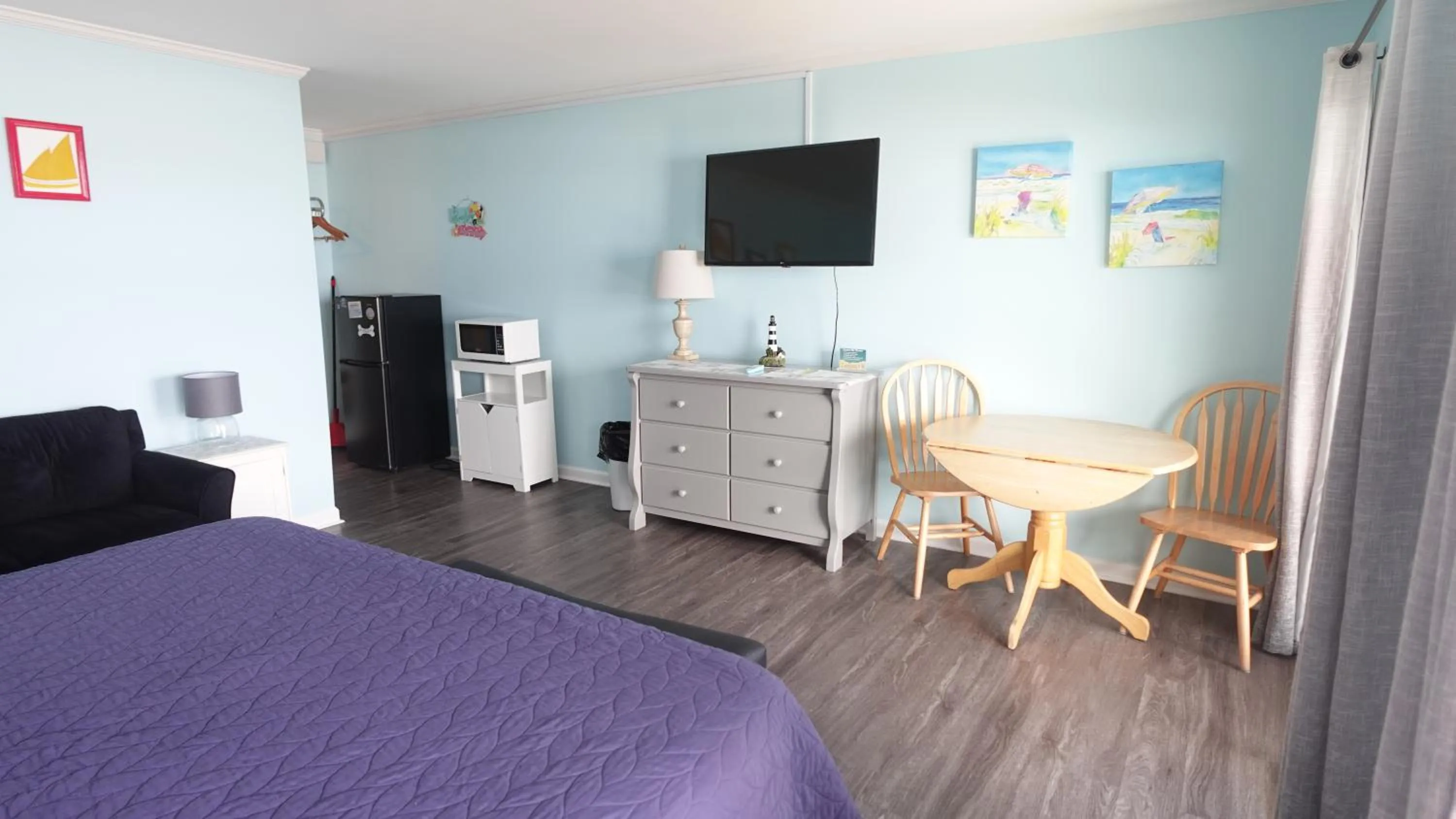 TV and multimedia, Bed in Sea Vista Motel