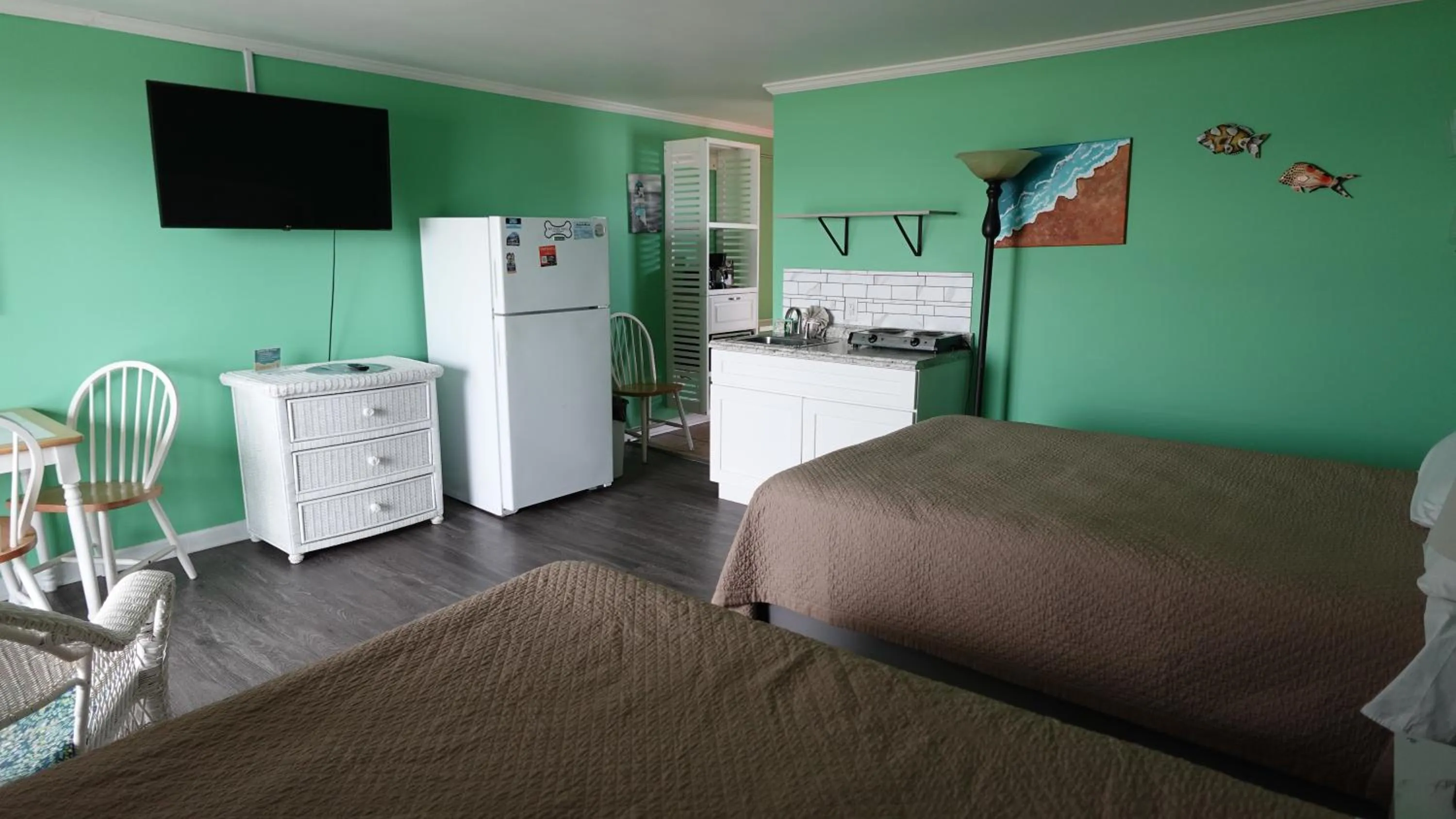 TV and multimedia, Bed in Sea Vista Motel