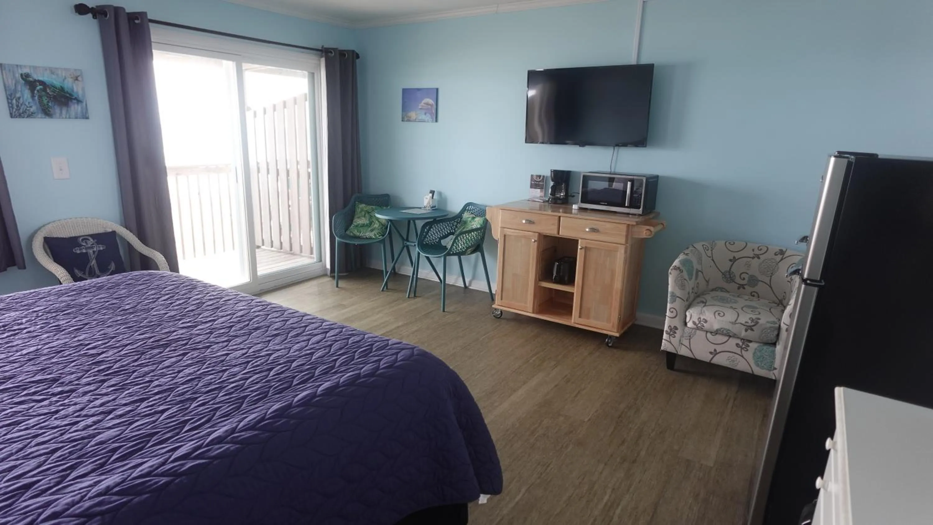 TV and multimedia, Bed in Sea Vista Motel