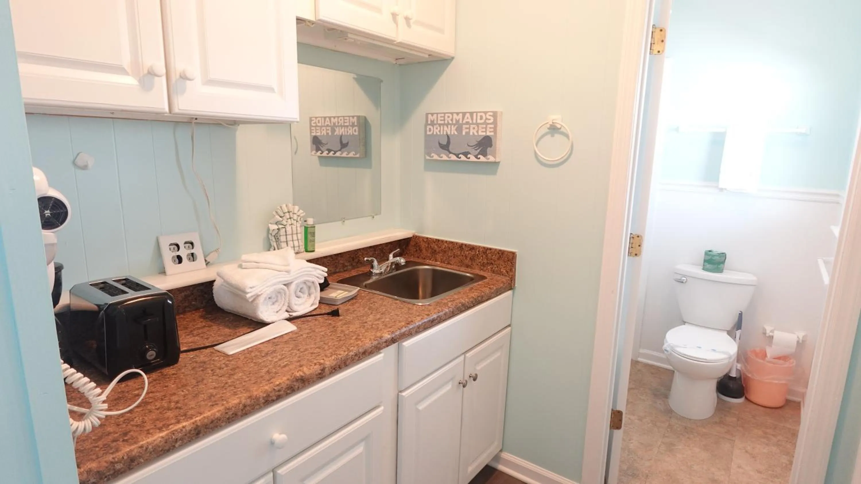 Bathroom in Sea Vista Motel