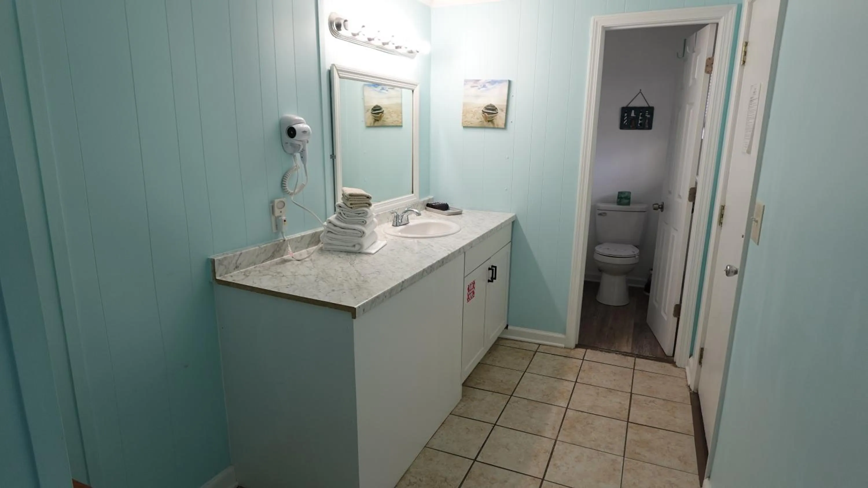 Bathroom in Sea Vista Motel
