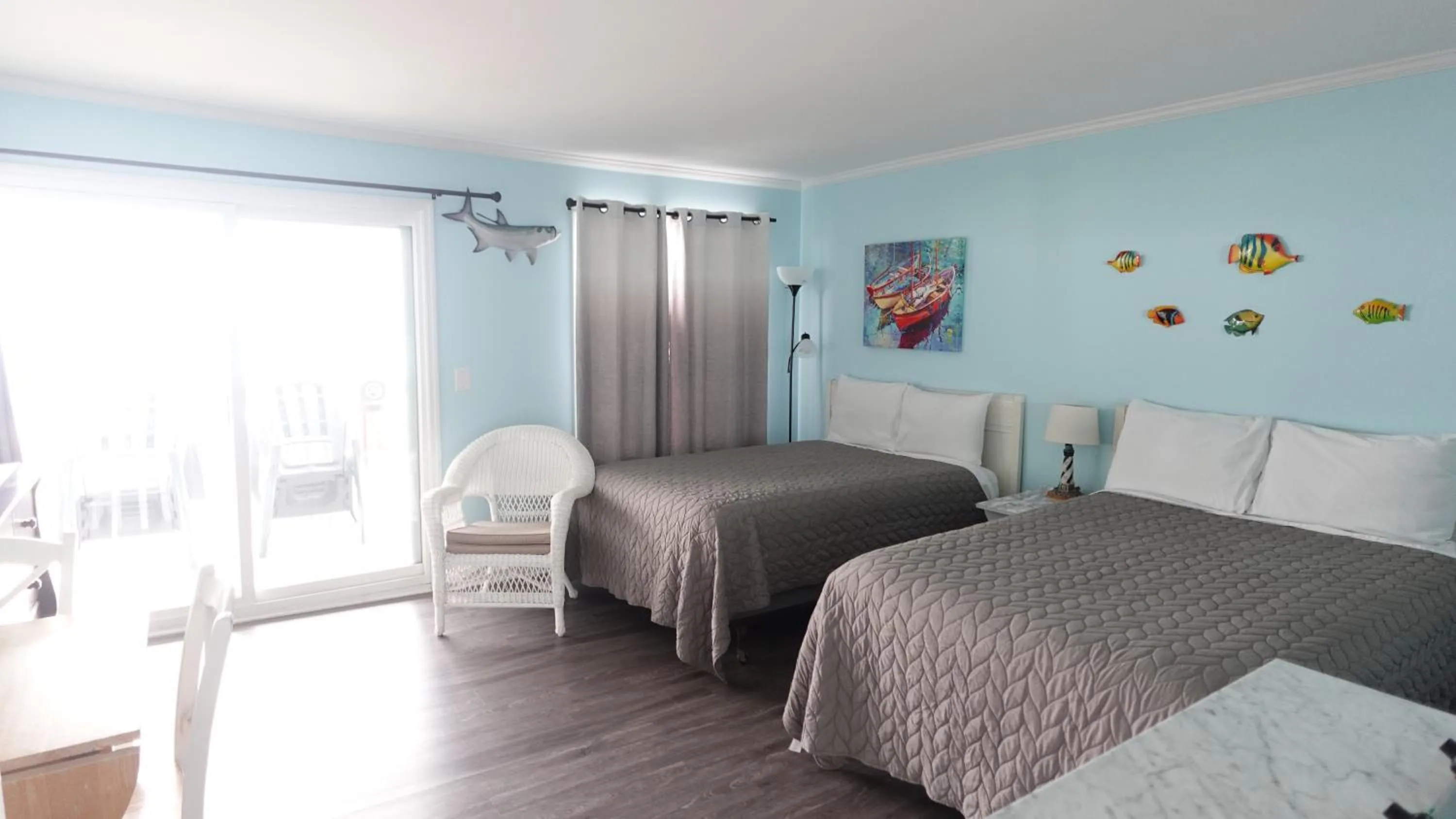 Bedroom, Bed in Sea Vista Motel