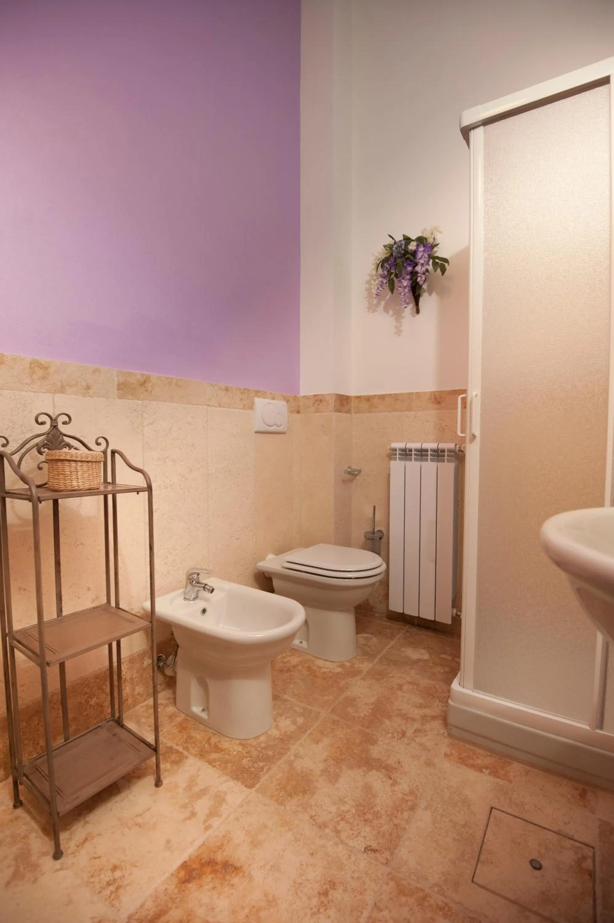 Bathroom in Antico Granaione