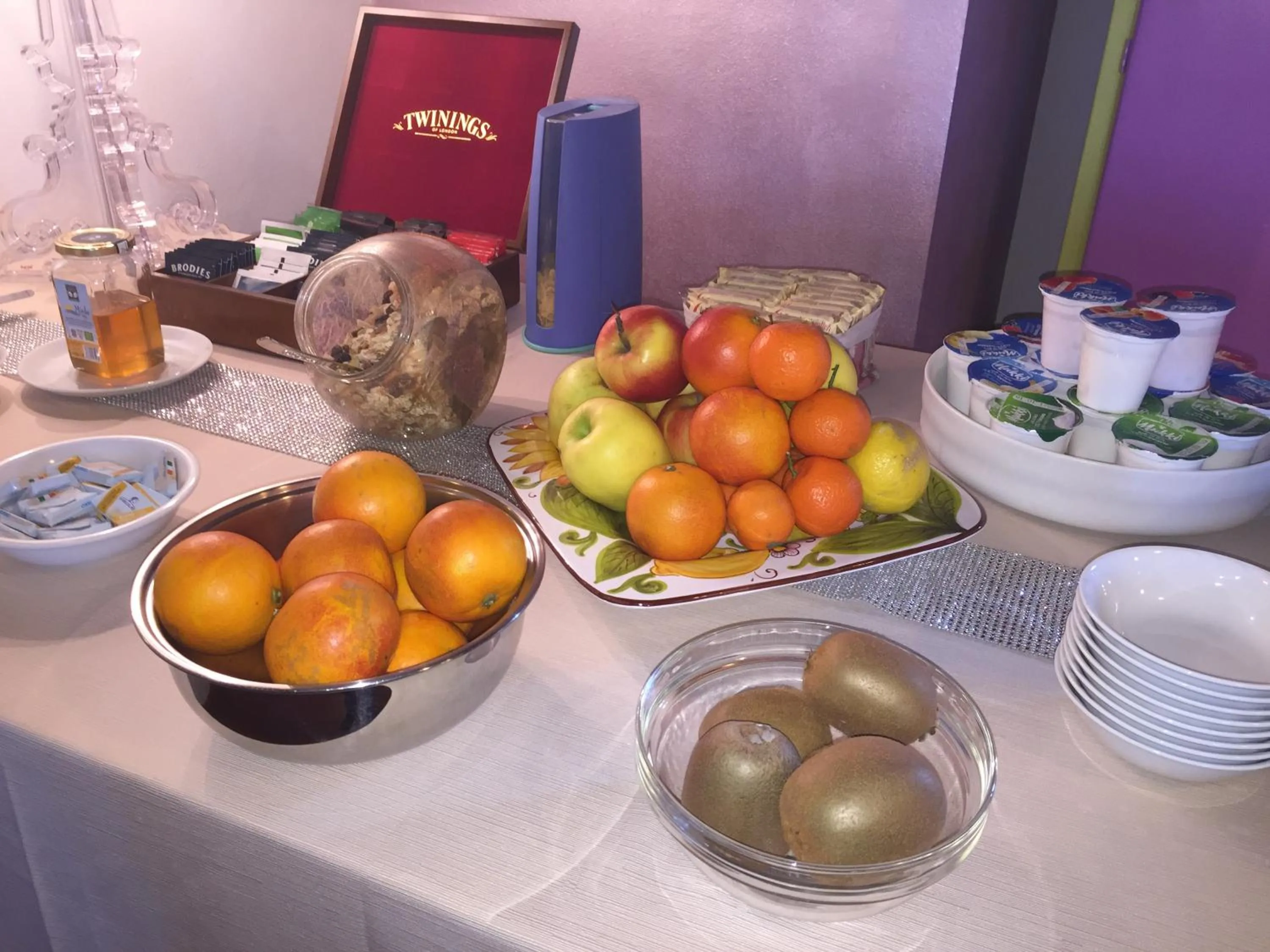 Buffet breakfast in Antico Granaione