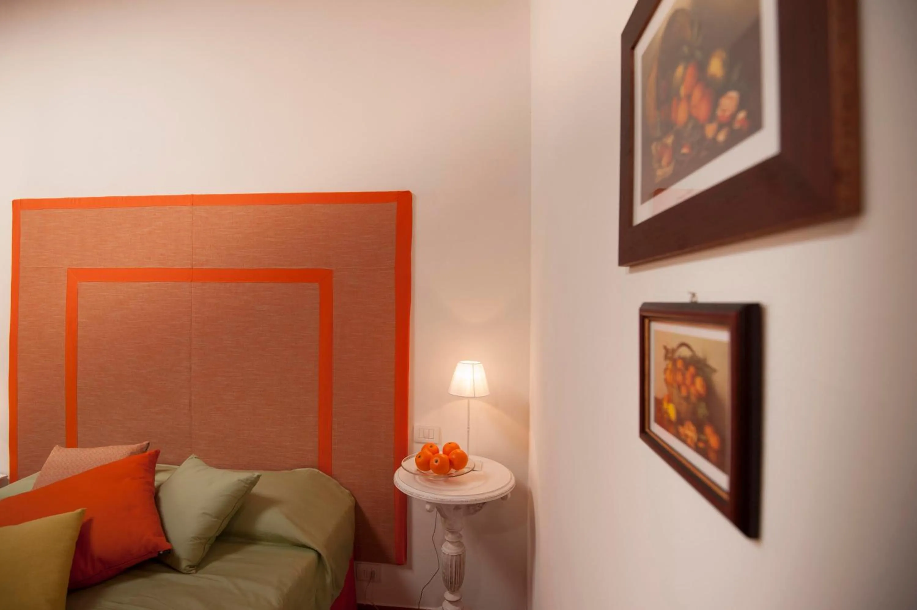 Decorative detail in Antico Granaione