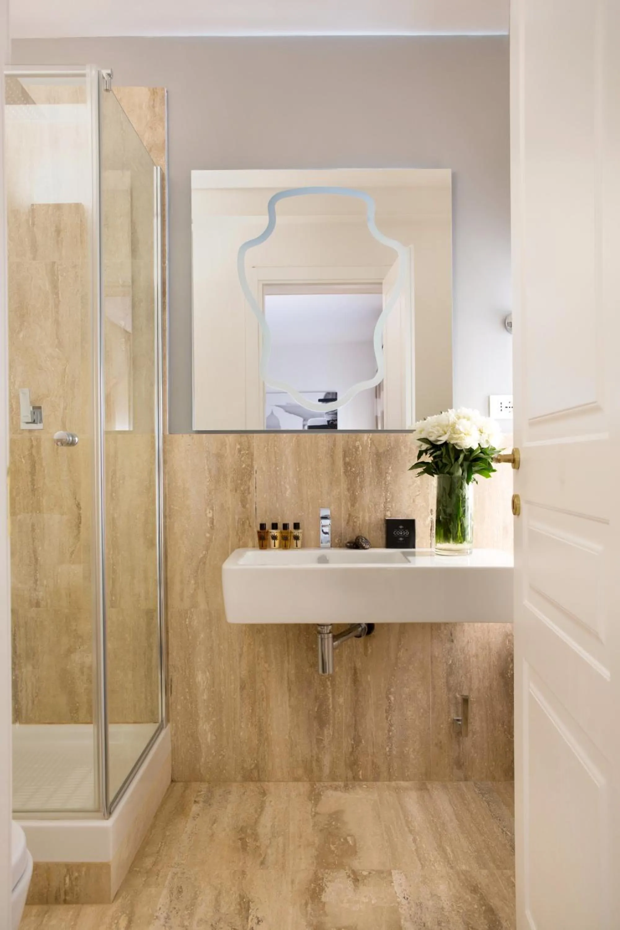 Bathroom in Via Del Corso Home Roma