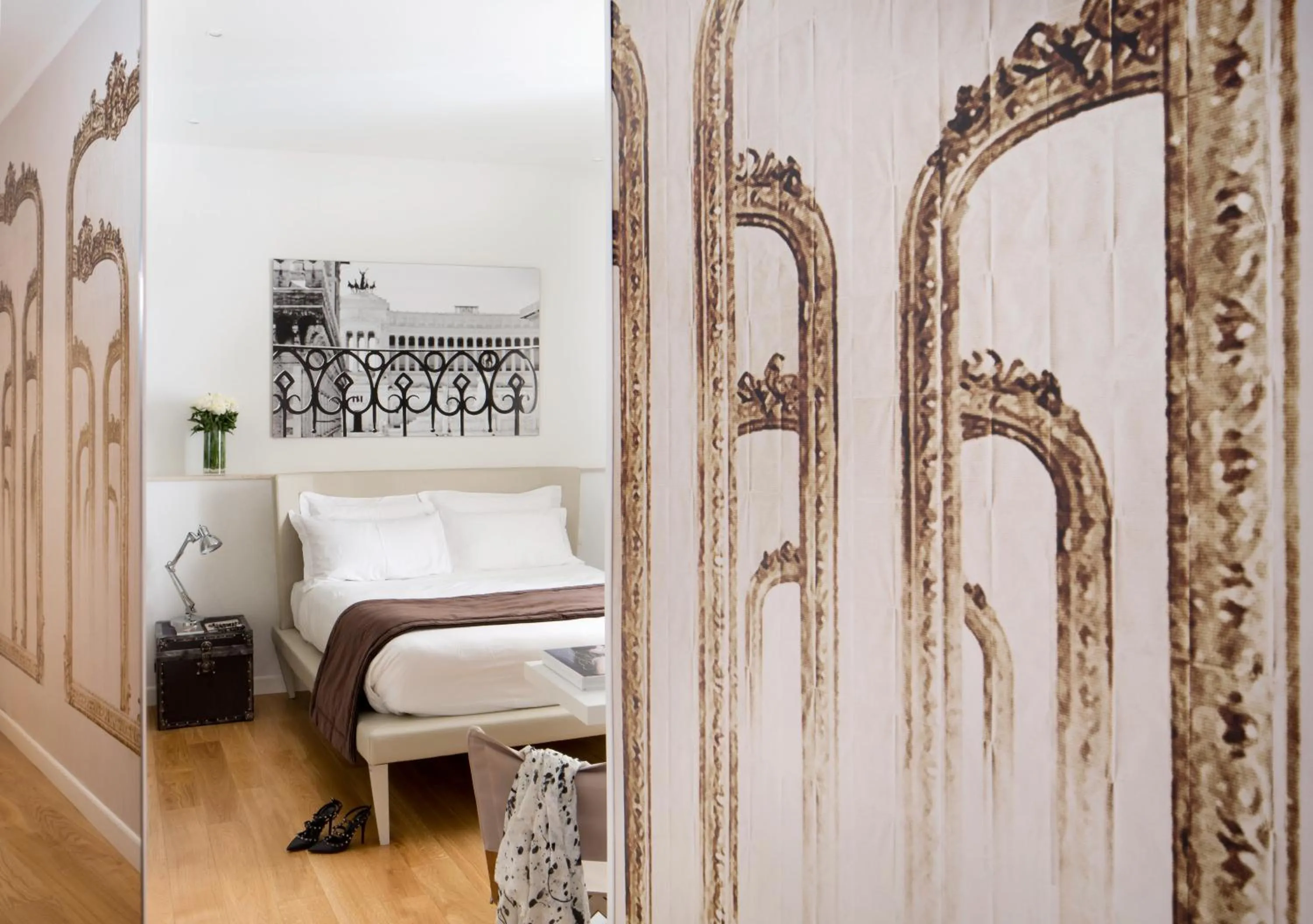 Photo of the whole room, Bed in Via Del Corso Home Roma