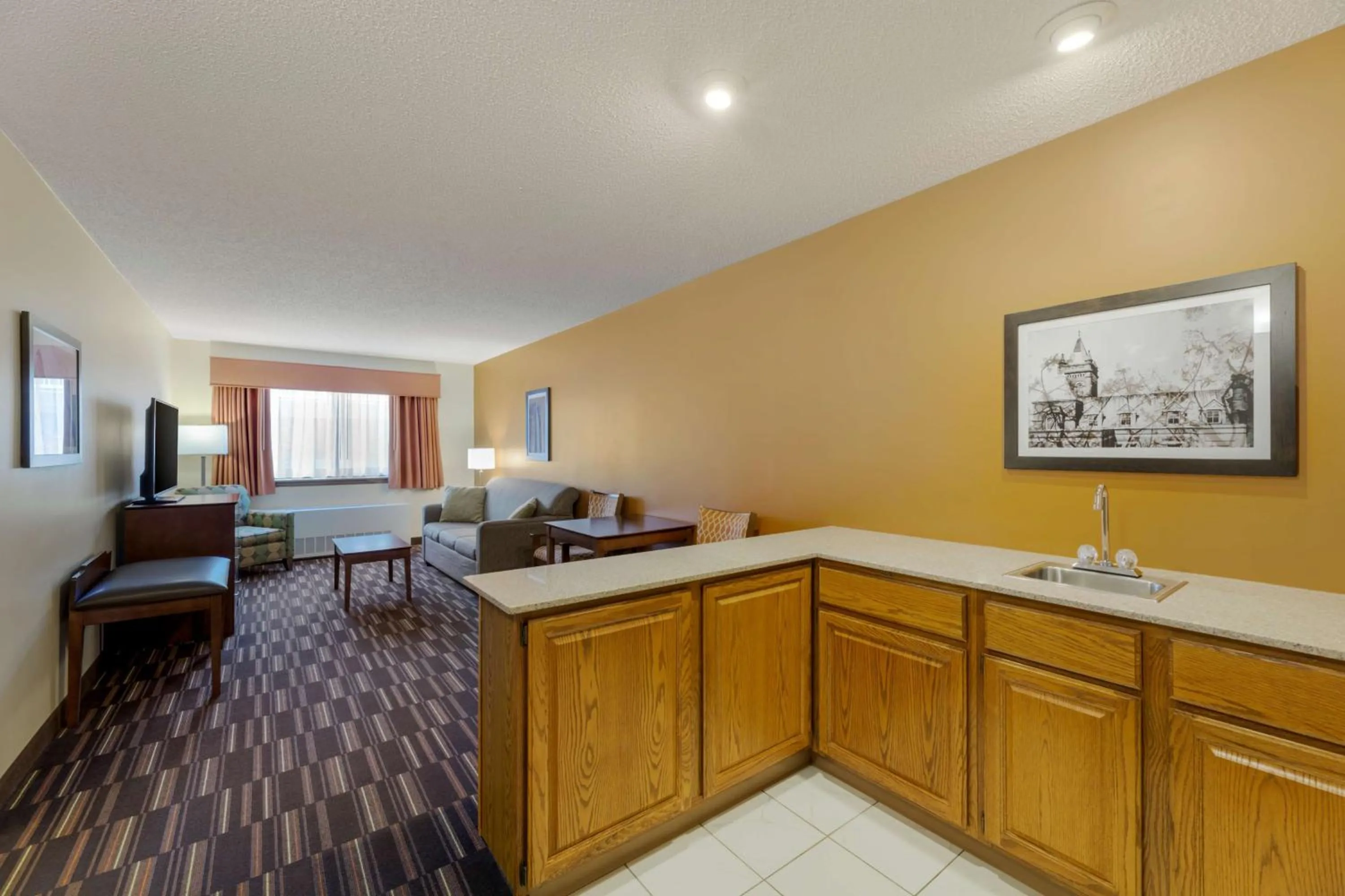 Photo of the whole room, Bed in Best Western Falcon Plaza - Bowling Green