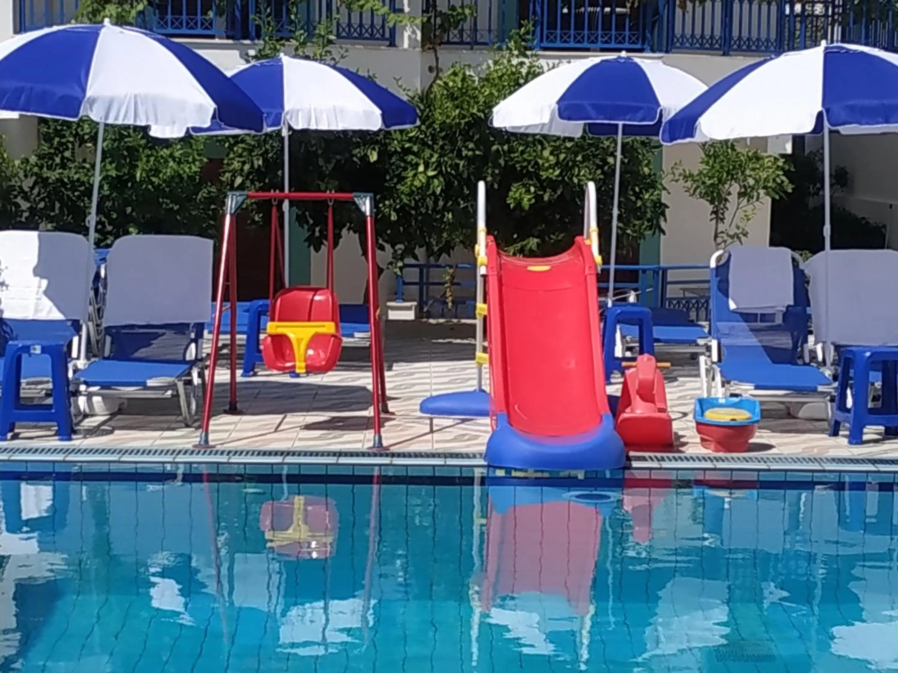 George Studios Stalis