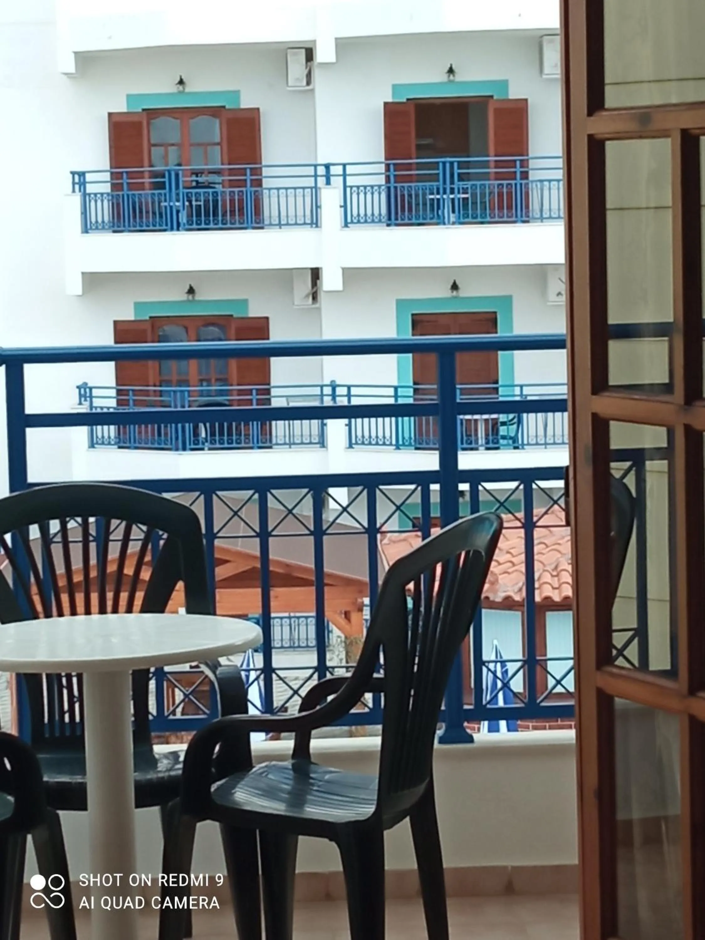 George Studios Stalis