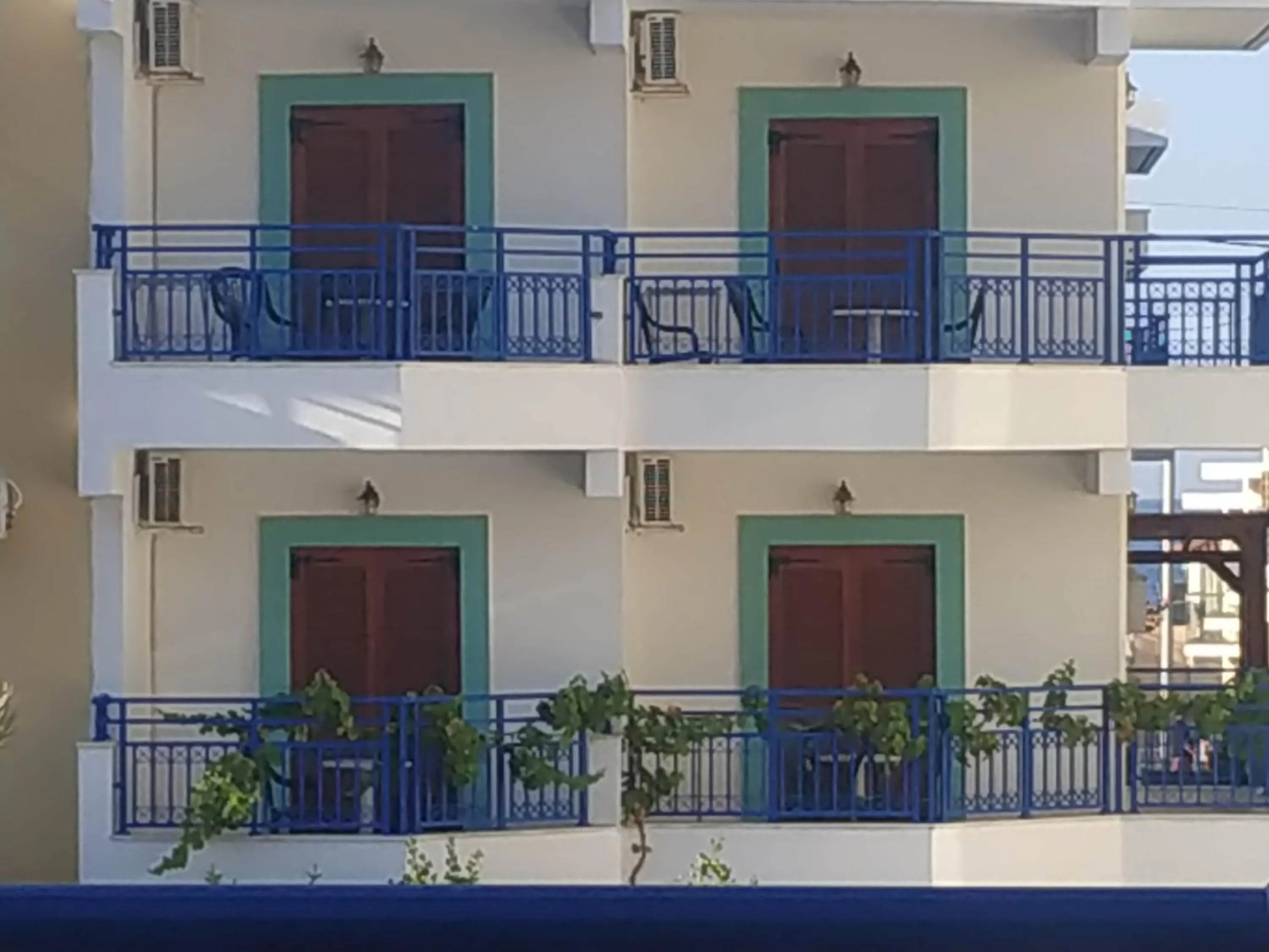 George Studios Stalis