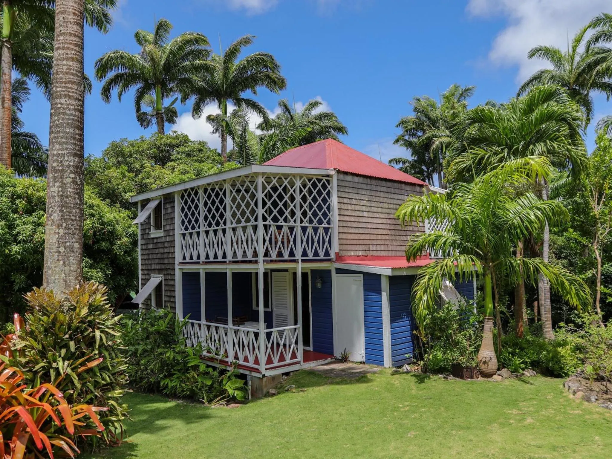Deluxe Bungalow with Garden View in The Hermitage Inn