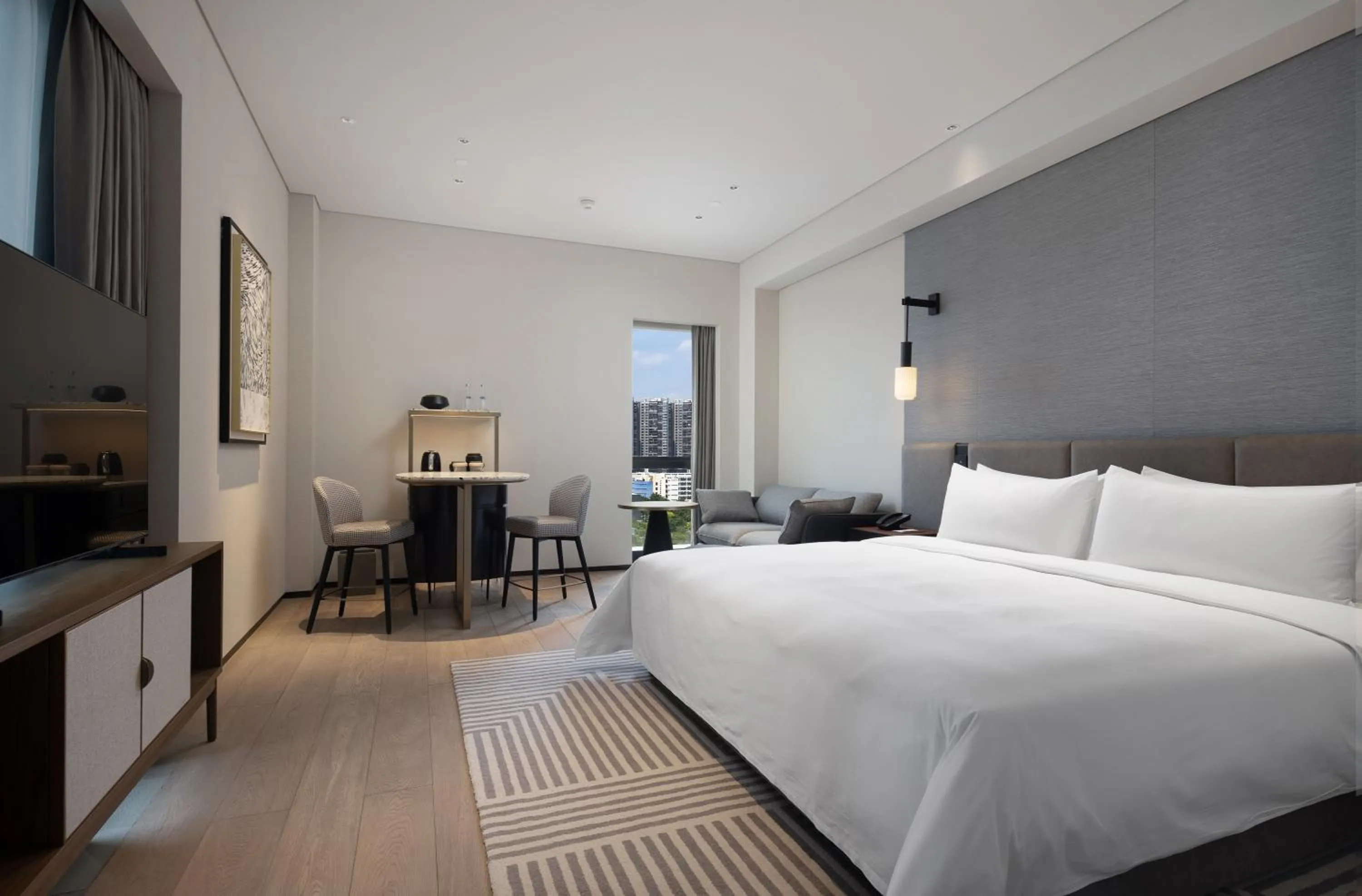 Bedroom, Bed in New World Guangzhou Hotel