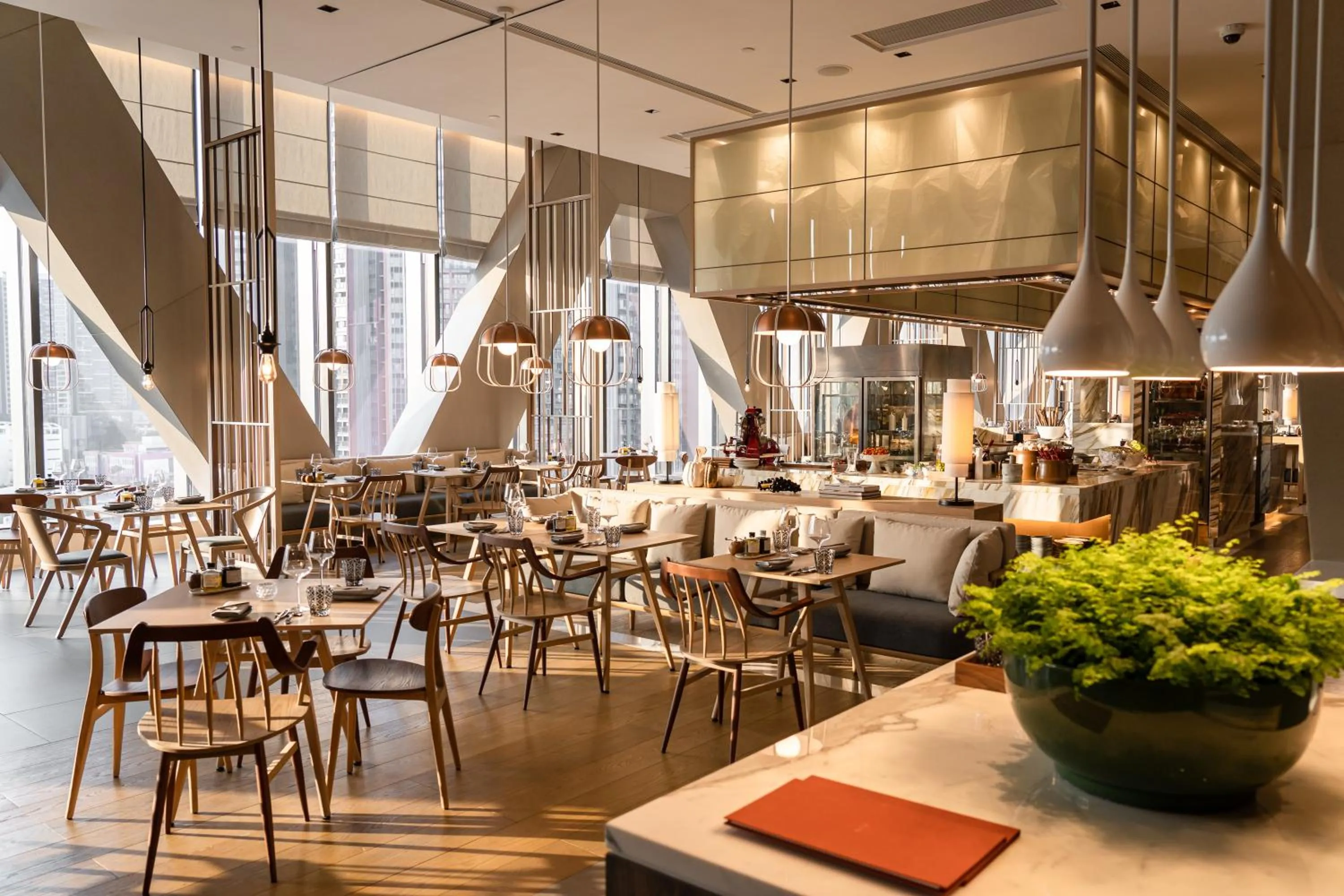 Restaurant/places to eat in New World Guangzhou Hotel