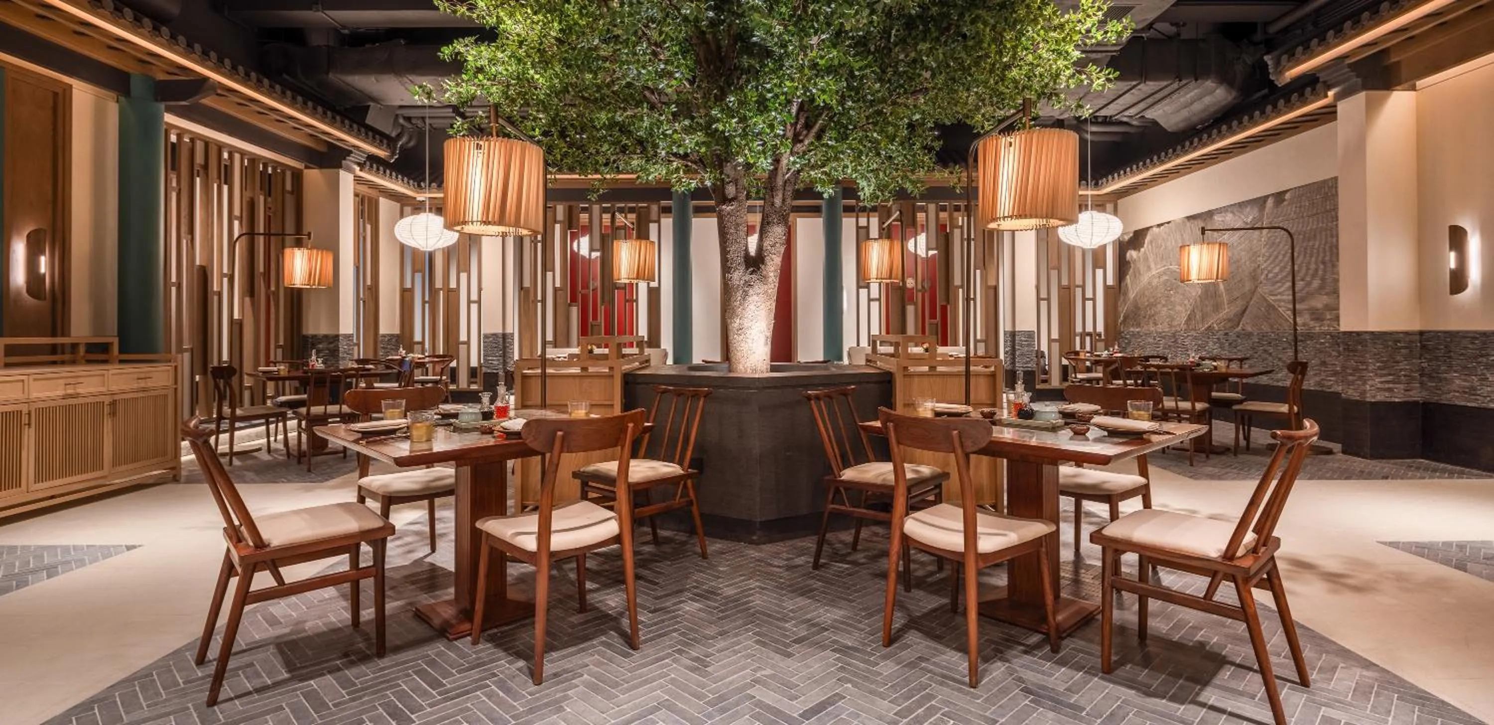 Restaurant/places to eat in New World Guangzhou Hotel