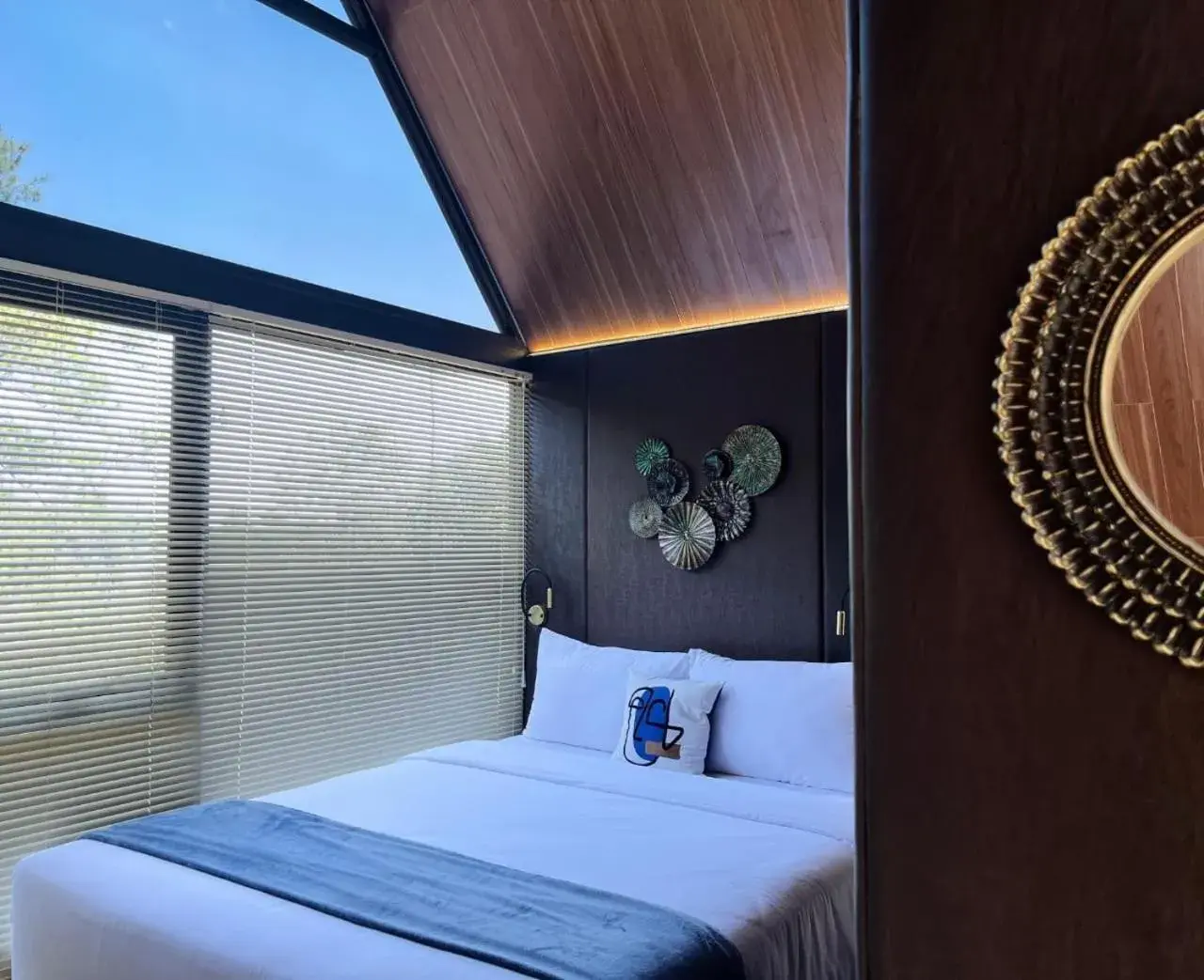 Bed in Solitude Tahura Villa Bandung Bed in Solitude Tahura Villa Bandung