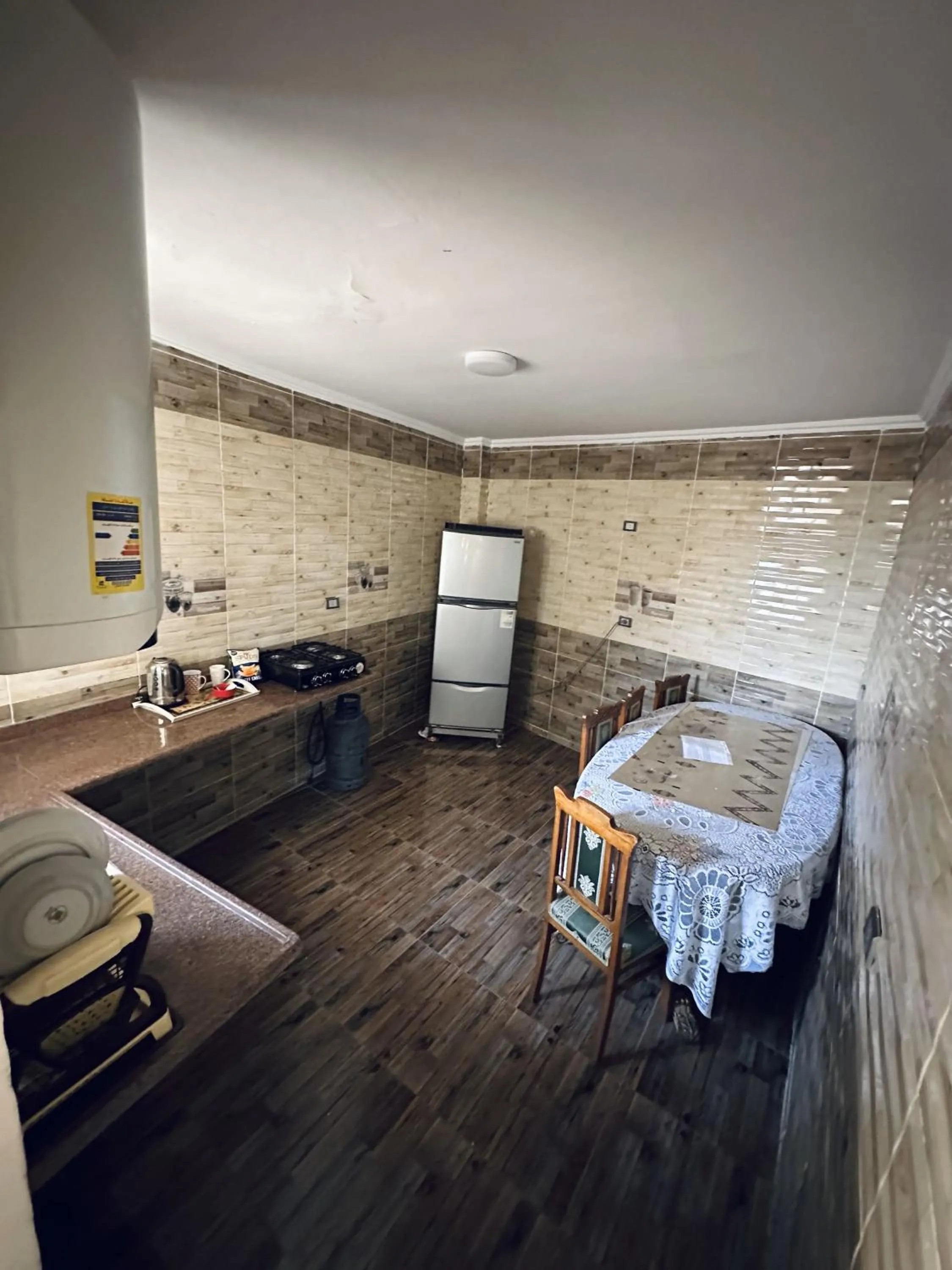 kitchen in Chez l'ami hotel