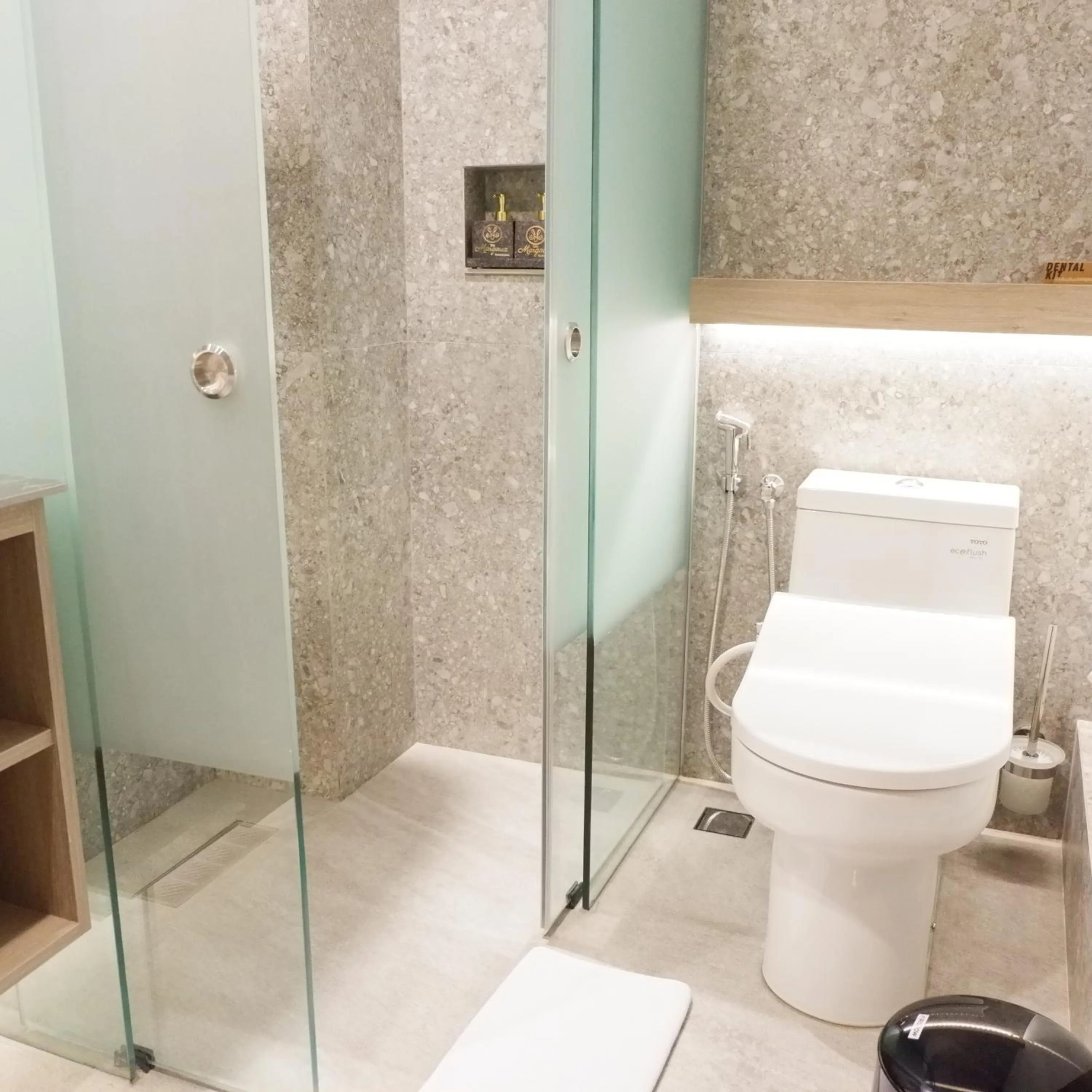 Toilet in The Margaux Hotel Yogyakarta