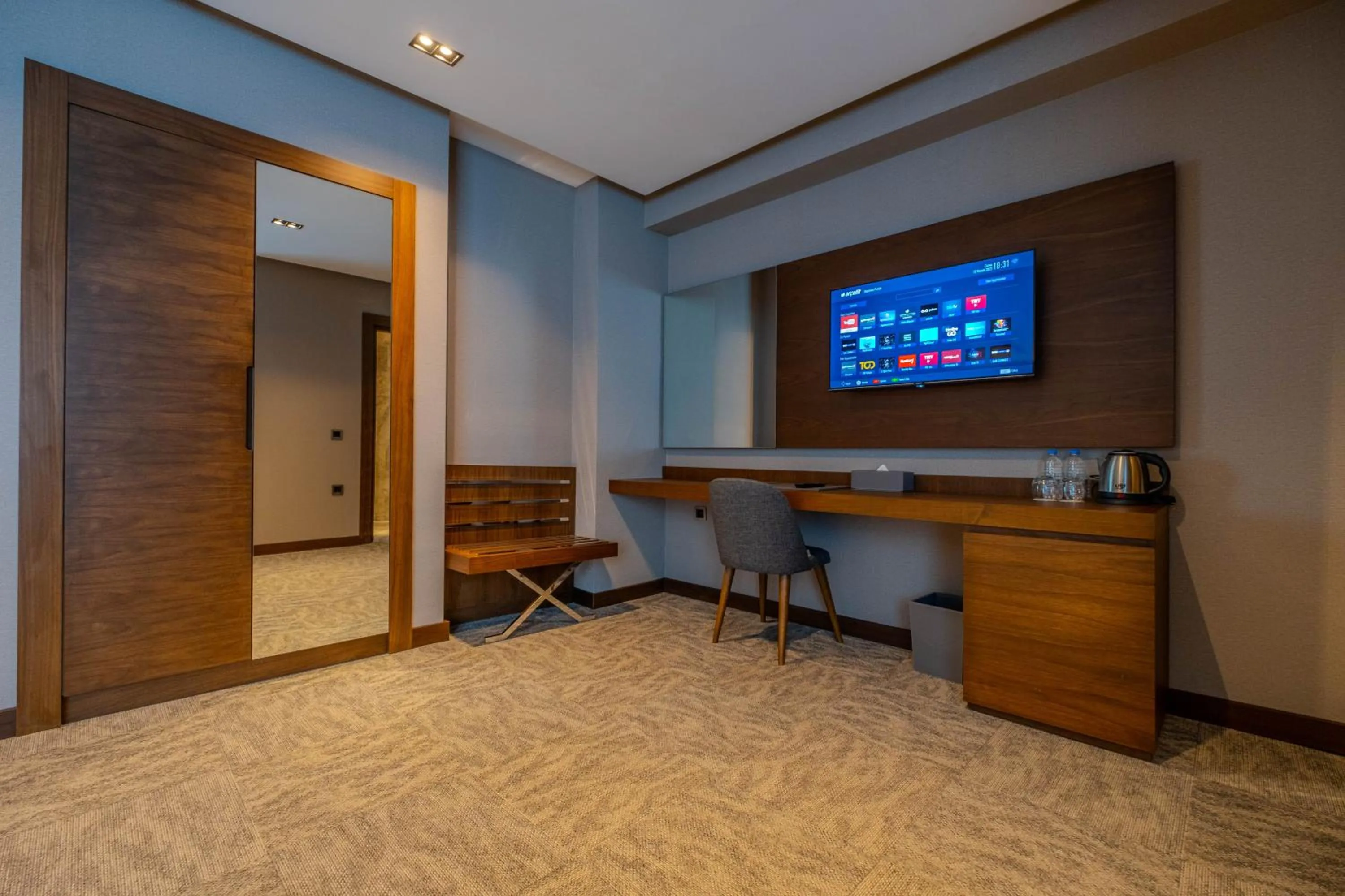 TV and multimedia in B'İSTANBUL HOTEL