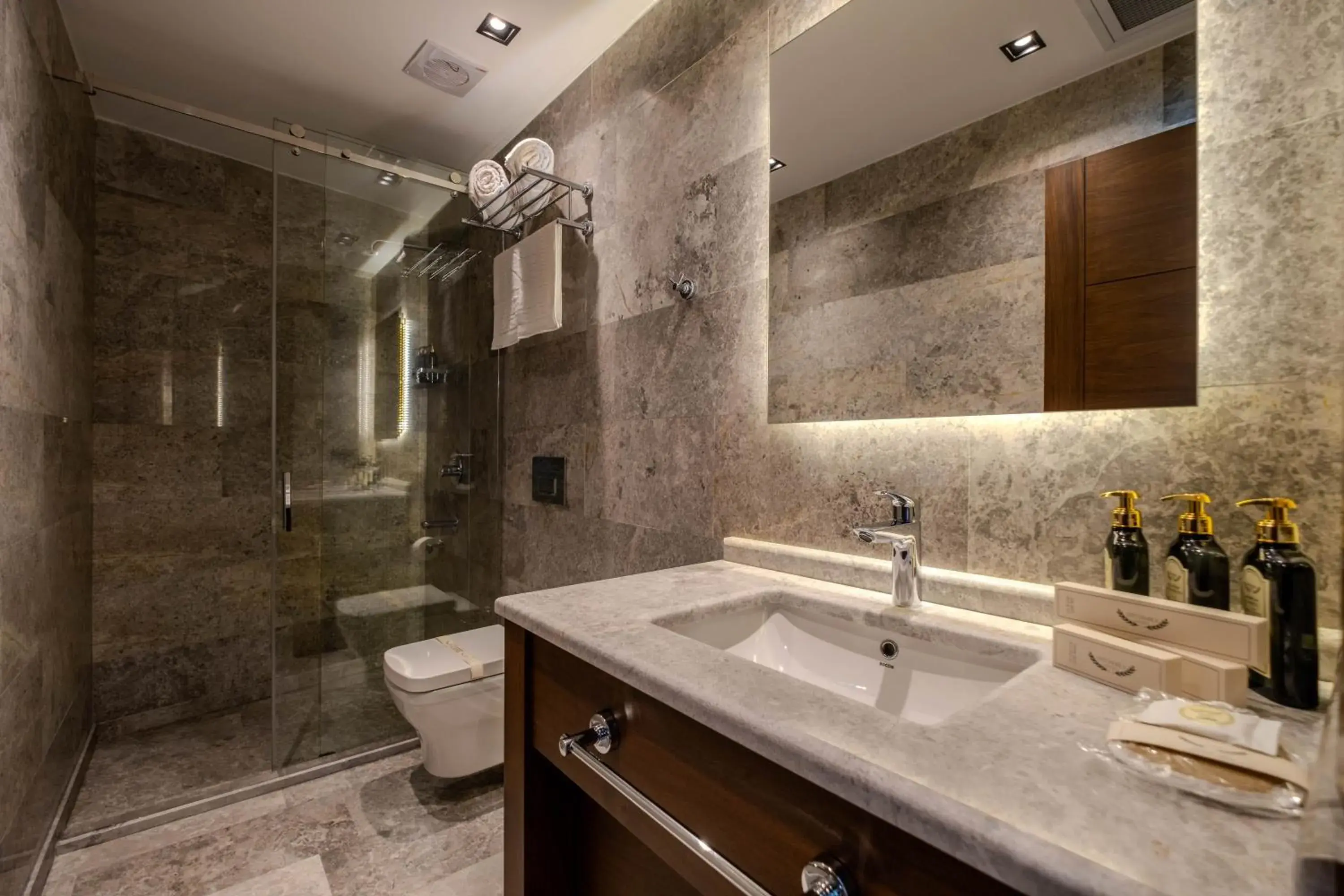 Small Double Room in B'İSTANBUL HOTEL Small Double Room in B'İSTANBUL HOTEL