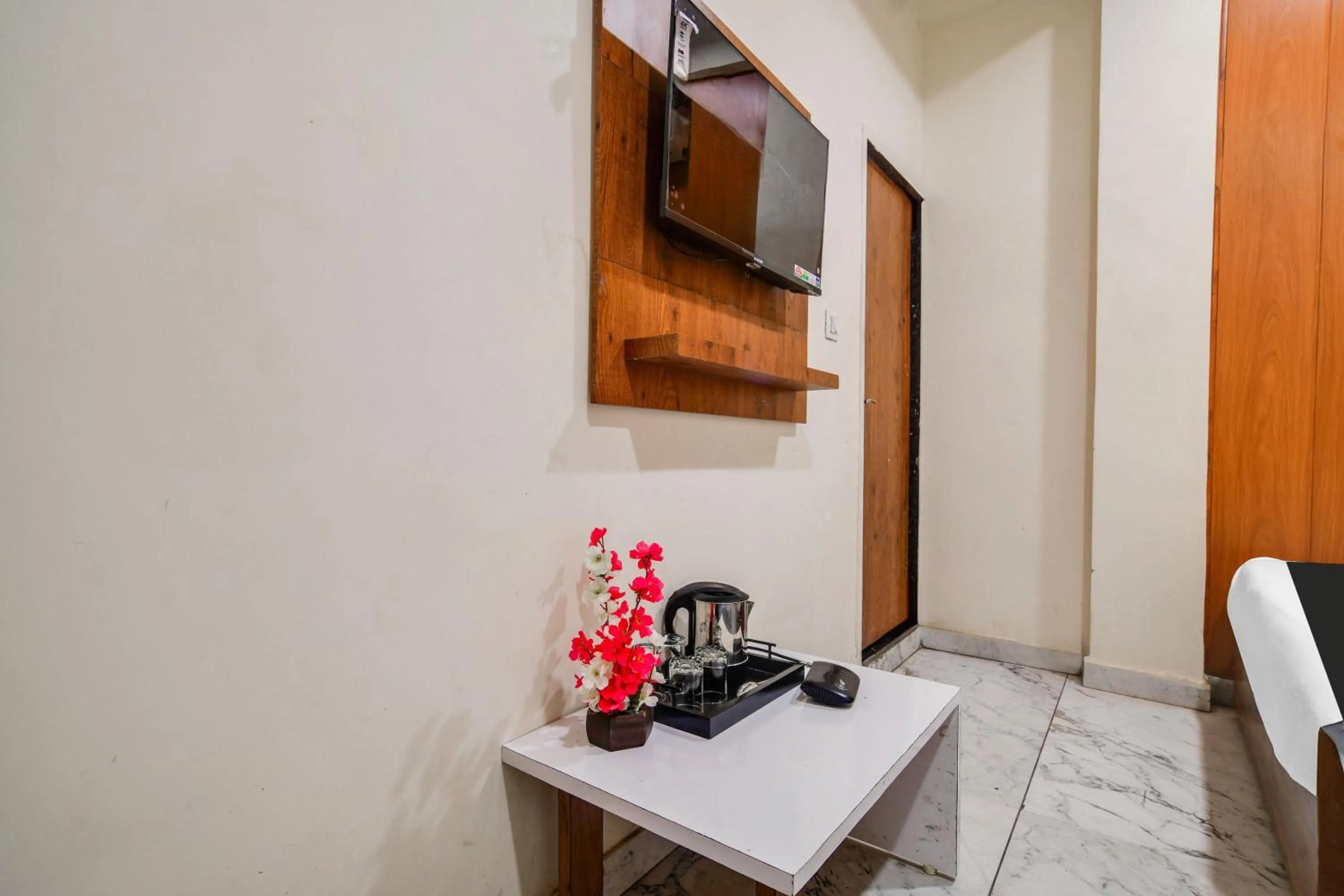 Bedroom in Super Hotel O Ujjain Near Hari Fatak