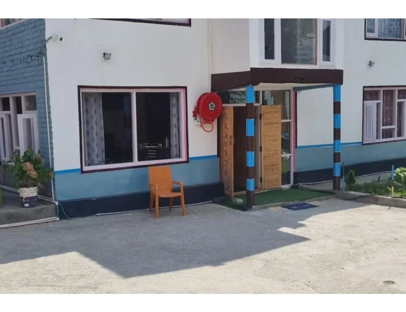 Property building in Hotel New Relax Inn, Pahalgam