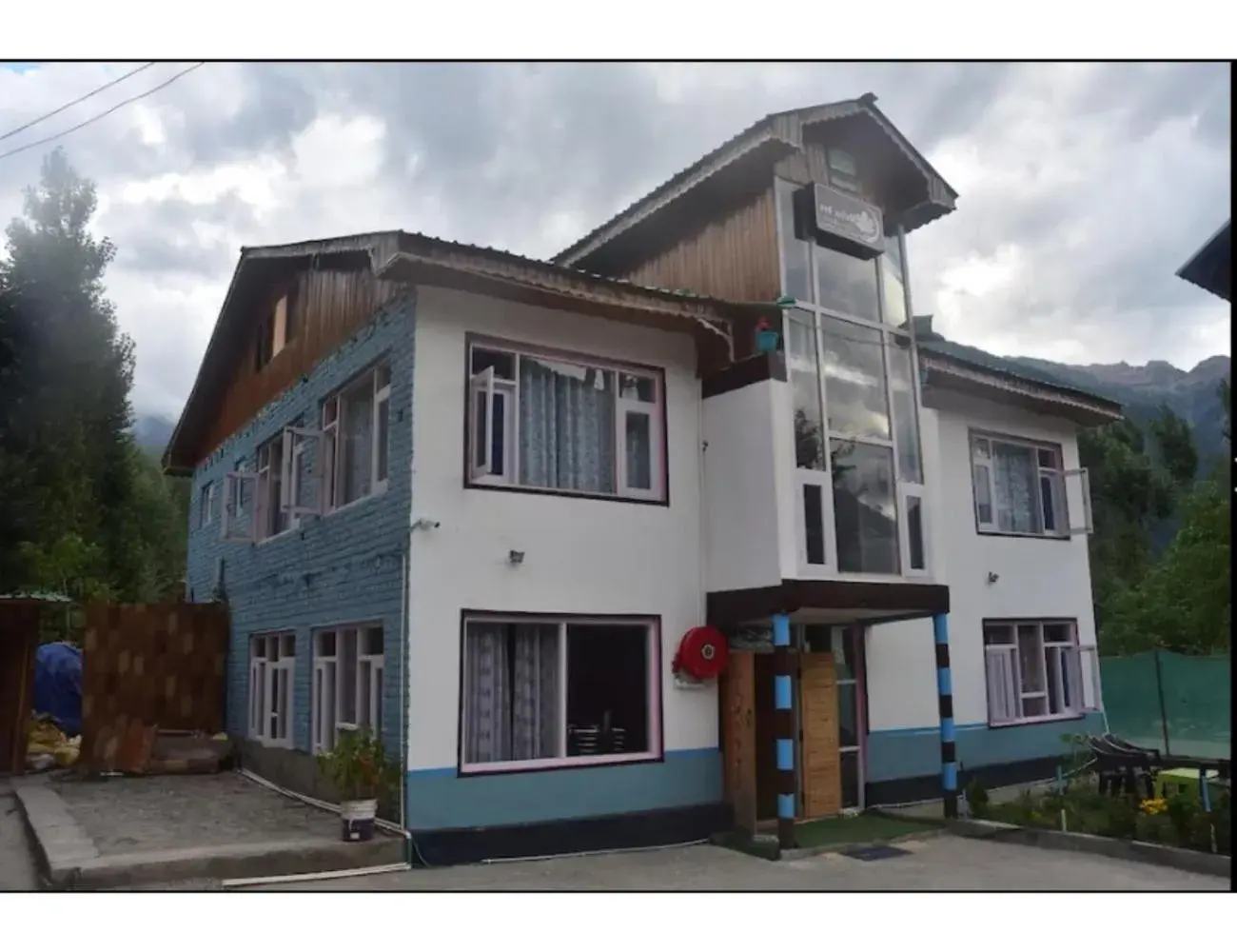 Property building in Hotel New Relax Inn, Pahalgam Property building in Hotel New Relax Inn, Pahalgam