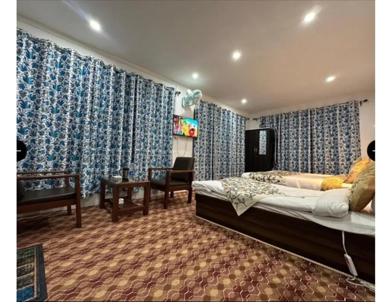 Bed in Hotel New Relax Inn, Pahalgam Bed in Hotel New Relax Inn, Pahalgam